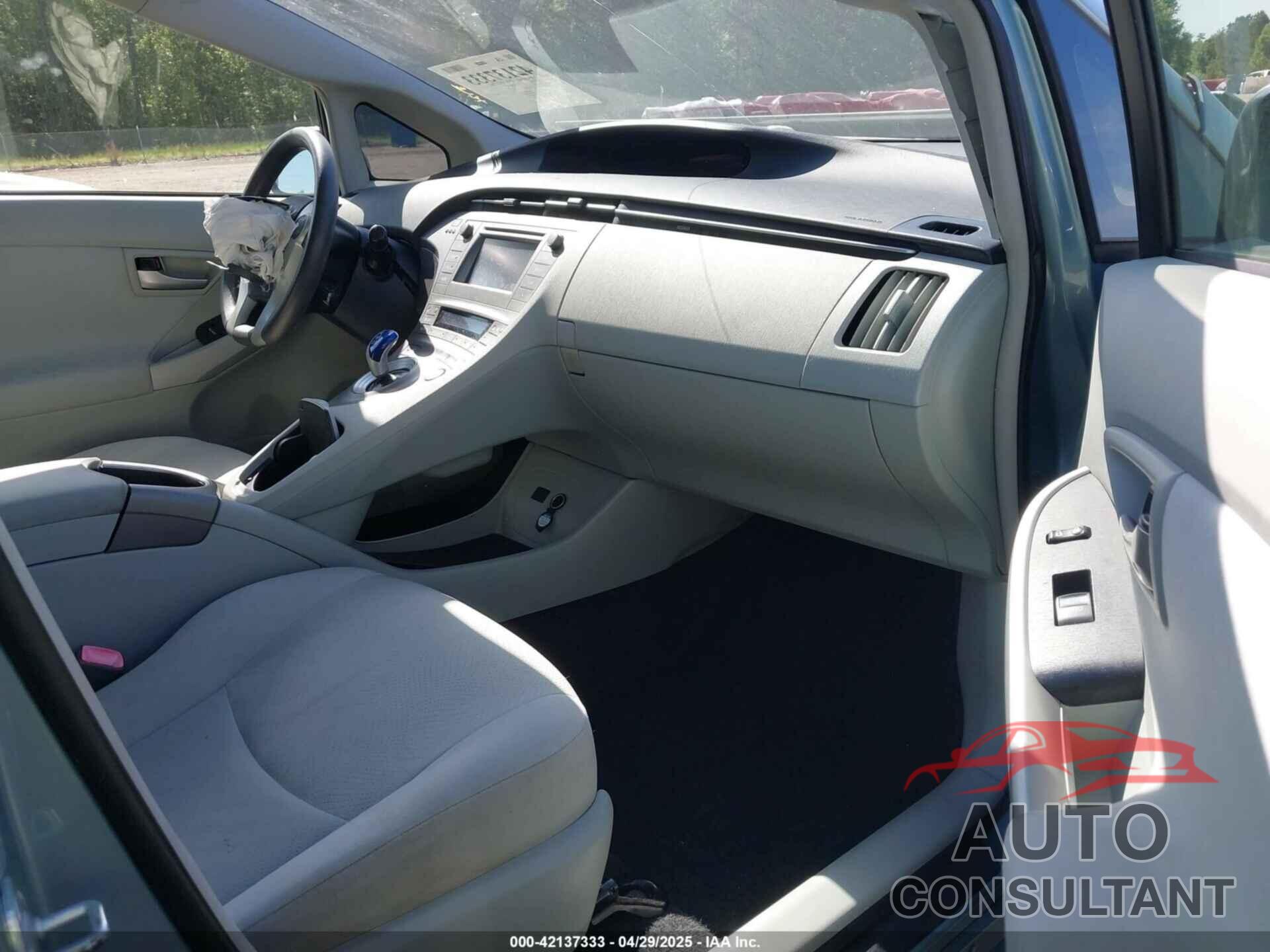 TOYOTA PRIUS 2013 - JTDKN3DU7D1616318