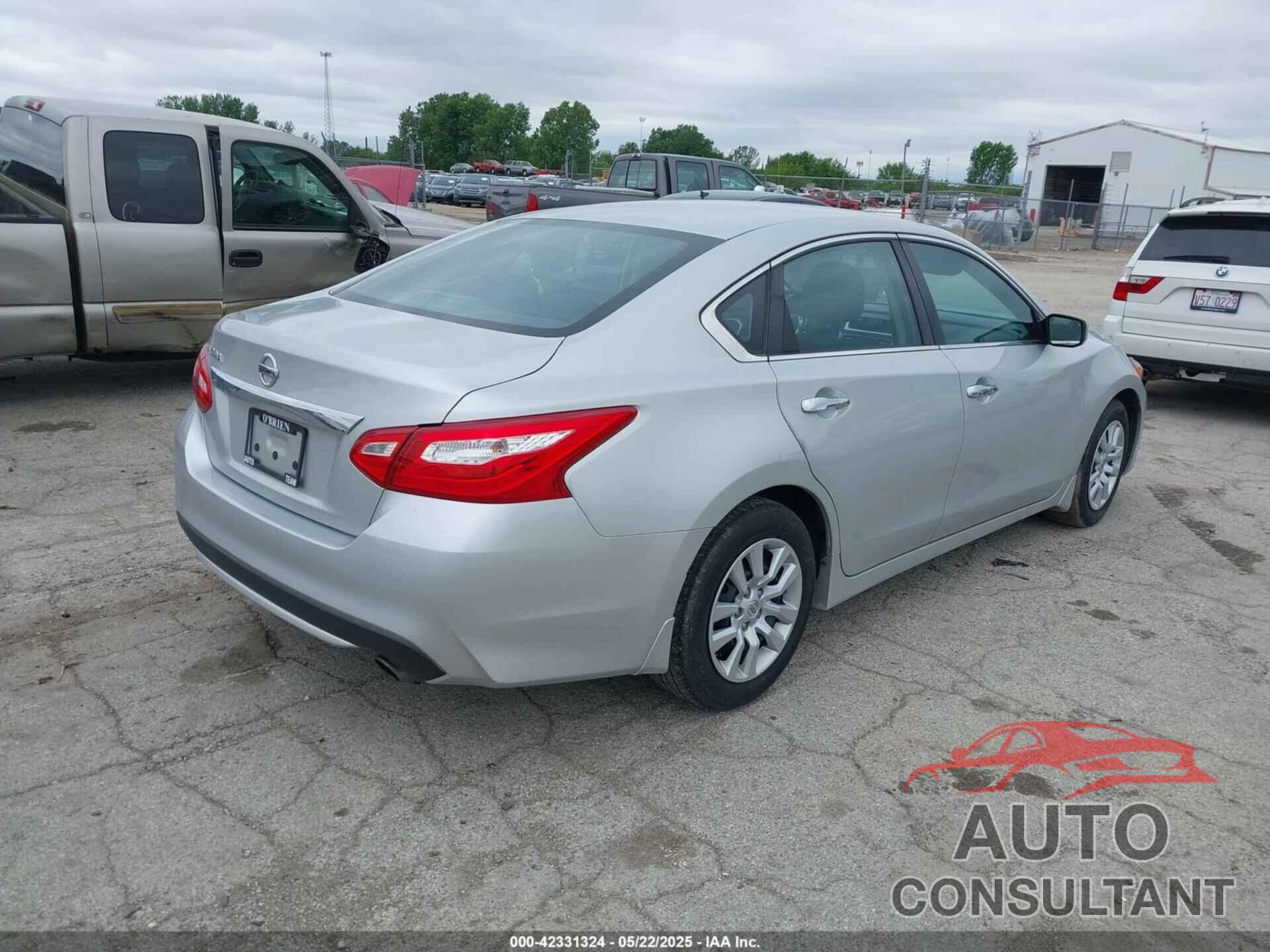 NISSAN ALTIMA 2017 - 1N4AL3AP9HC476384
