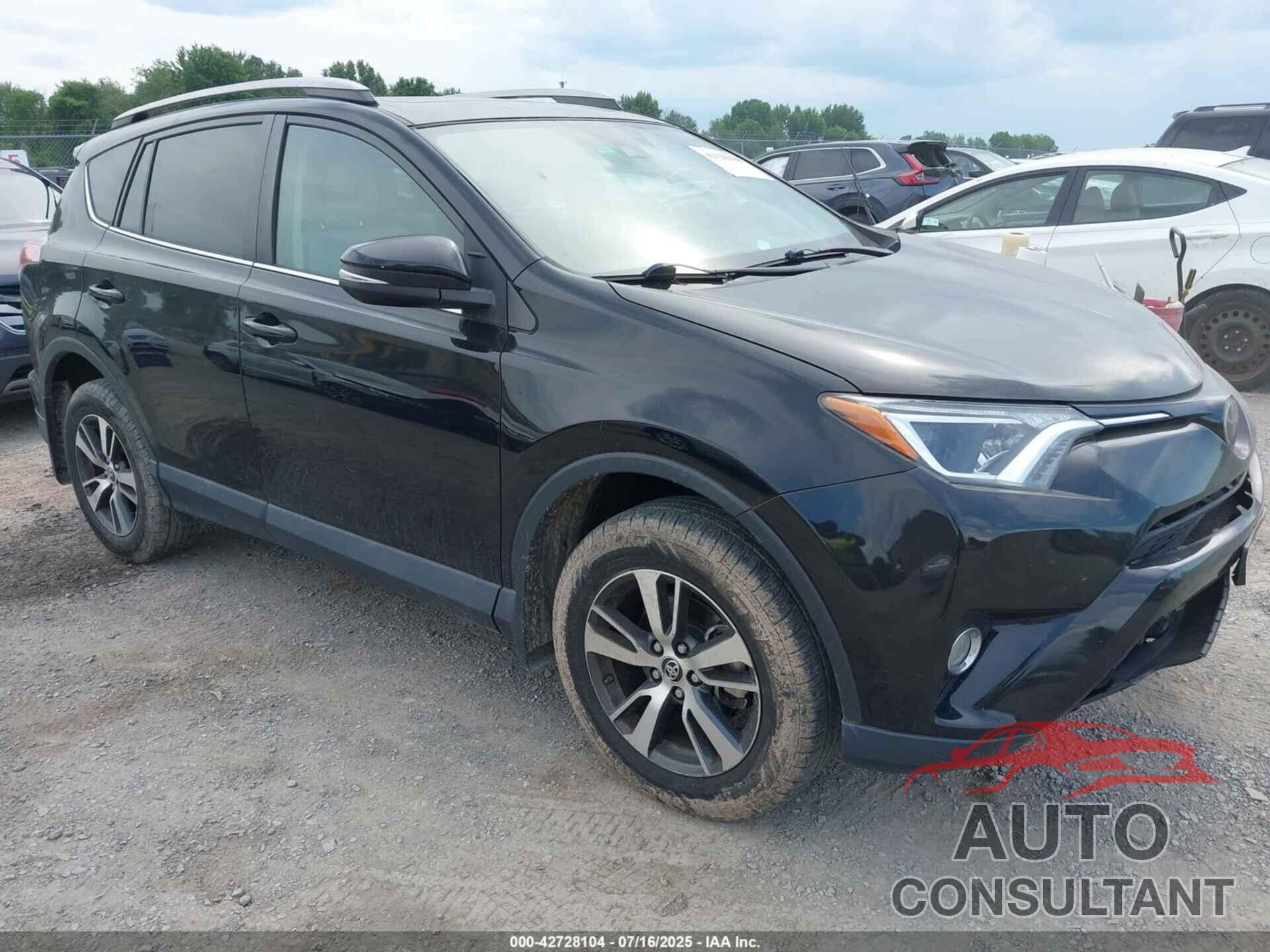 TOYOTA RAV4 2018 - 2T3RFREV0JW828111