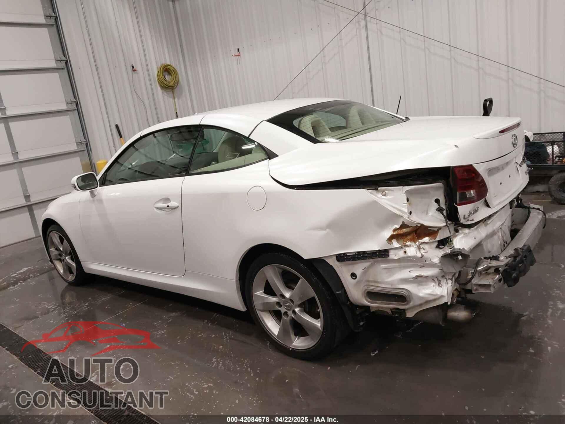 LEXUS IS 250C 2010 - JTHFF2C20A2513920