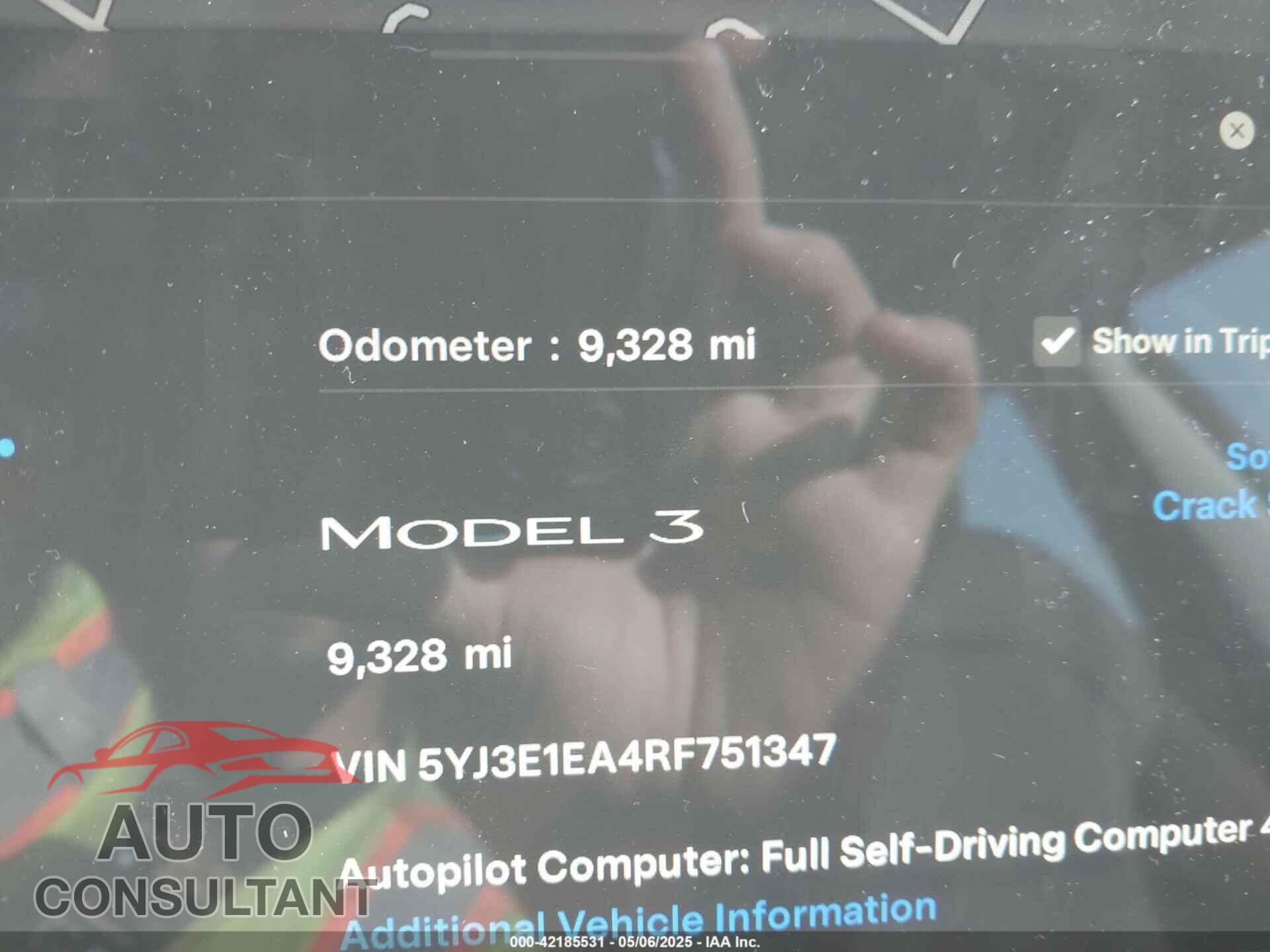 TESLA MODEL 3 2024 - 5YJ3E1EA4RF751347