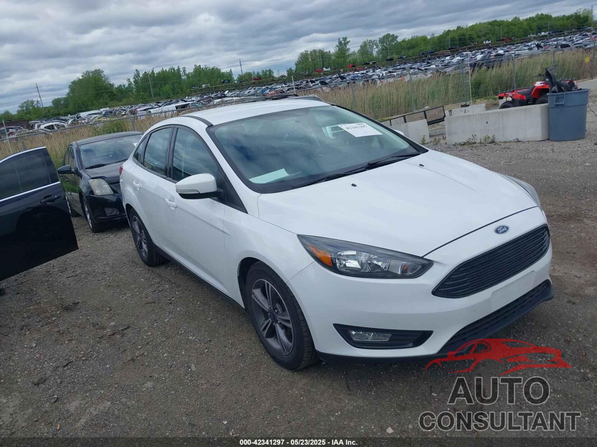 FORD FOCUS 2017 - 1FADP3FE5HL276286