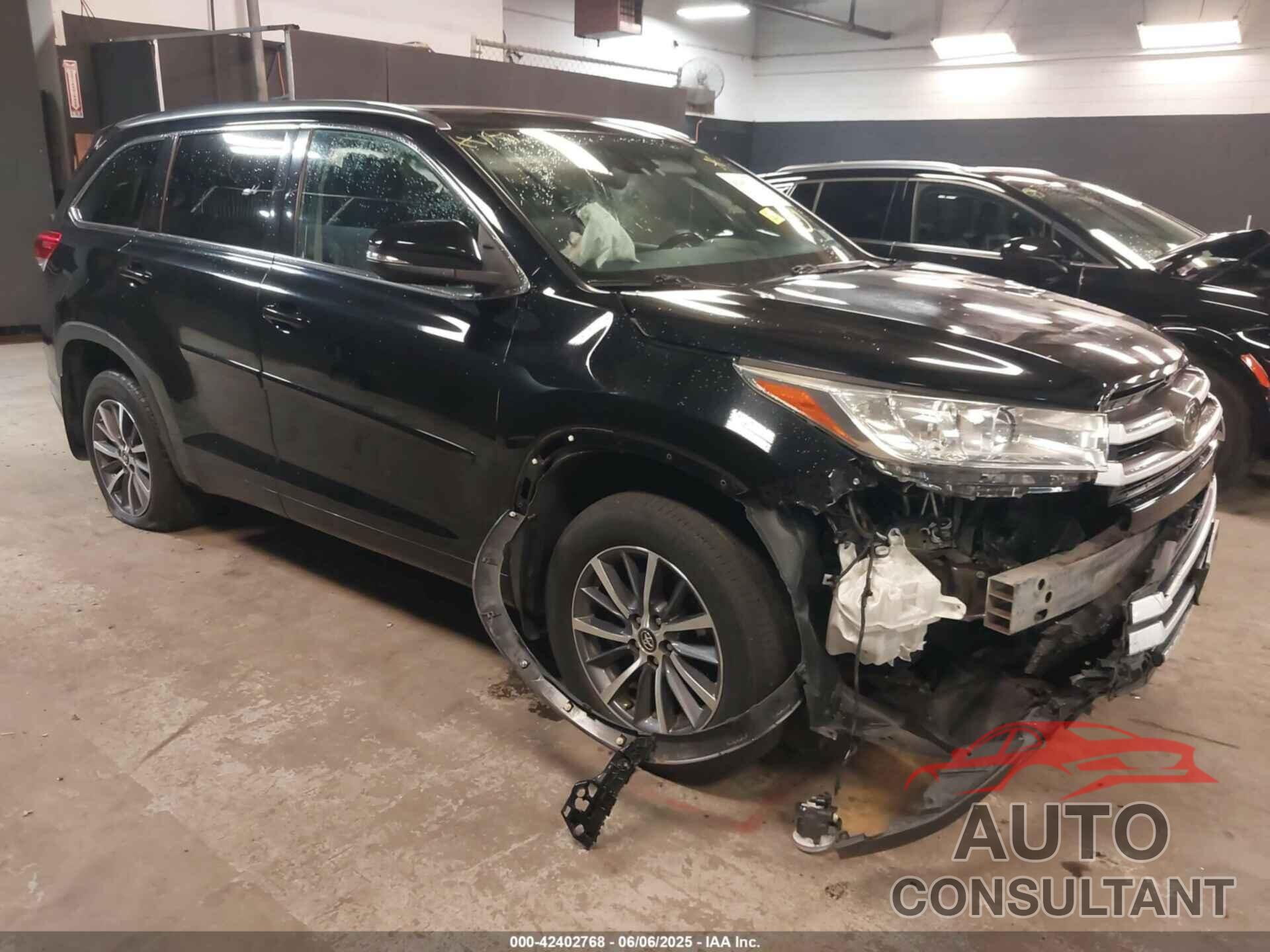 TOYOTA HIGHLANDER 2018 - 5TDJZRFH9JS494224