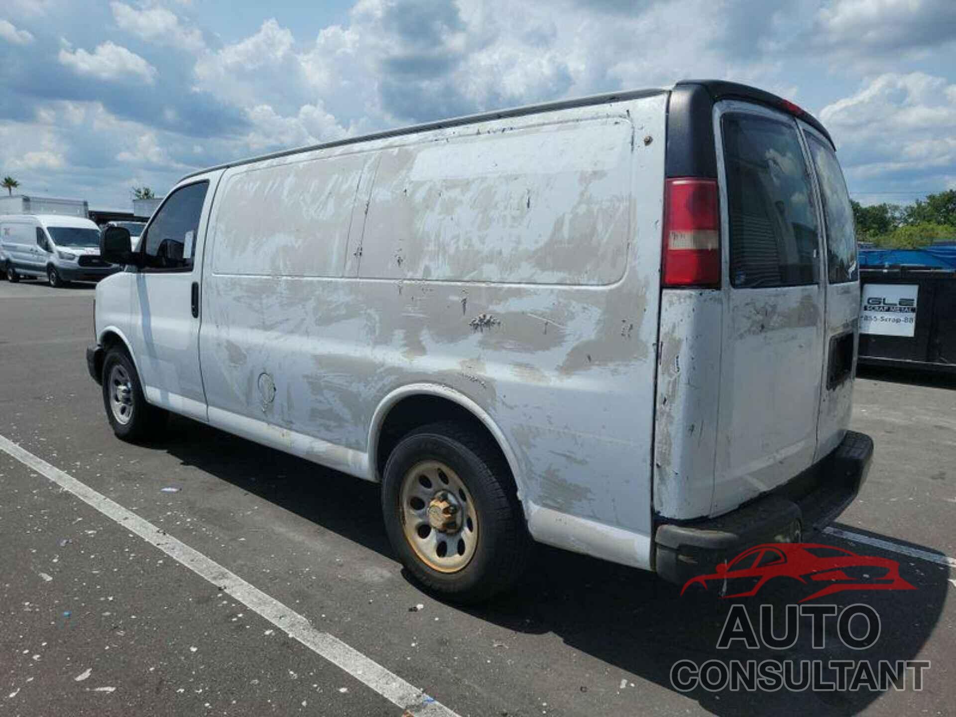 CHEVROLET EXPRESS G1500 2012 - 1GCSGAFX0C1170484