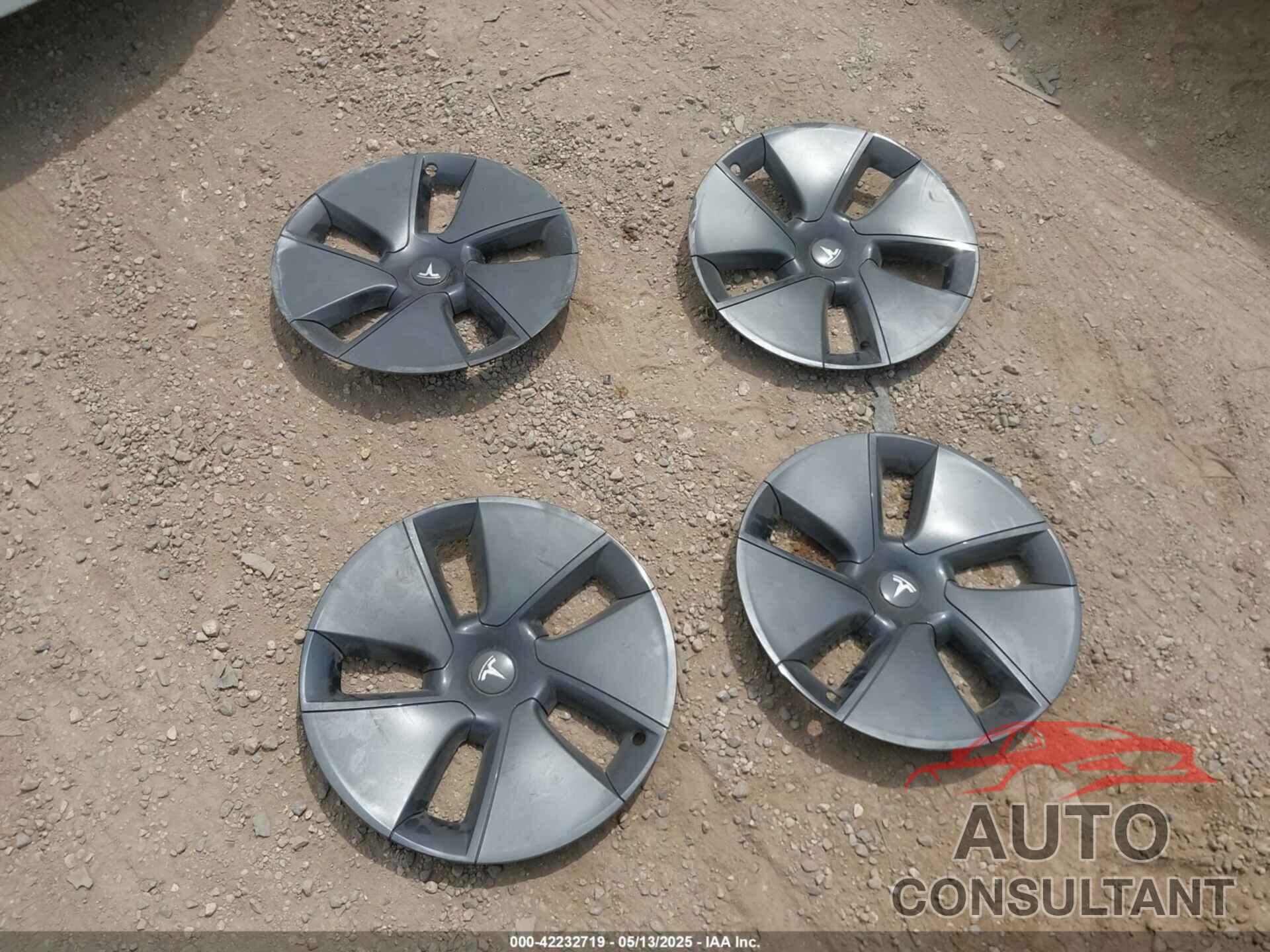 TESLA MODEL 3 2023 - 5YJ3E1EA5PF565071