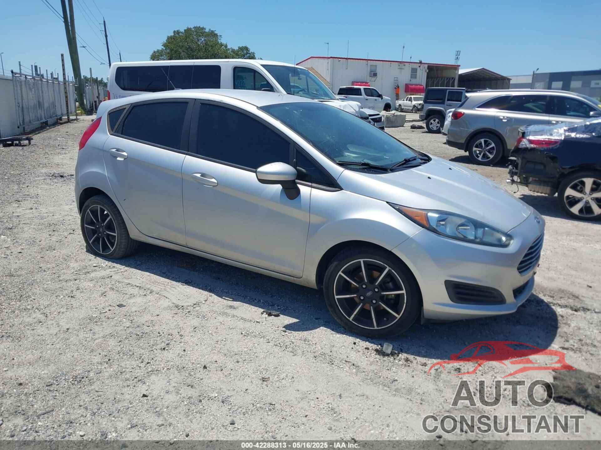 FORD FIESTA 2017 - 3FADP4EJ5HM103094