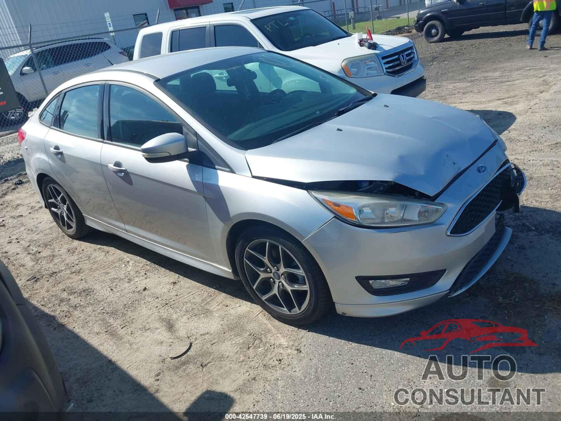 FORD FOCUS 2016 - 1FADP3F2XGL201085