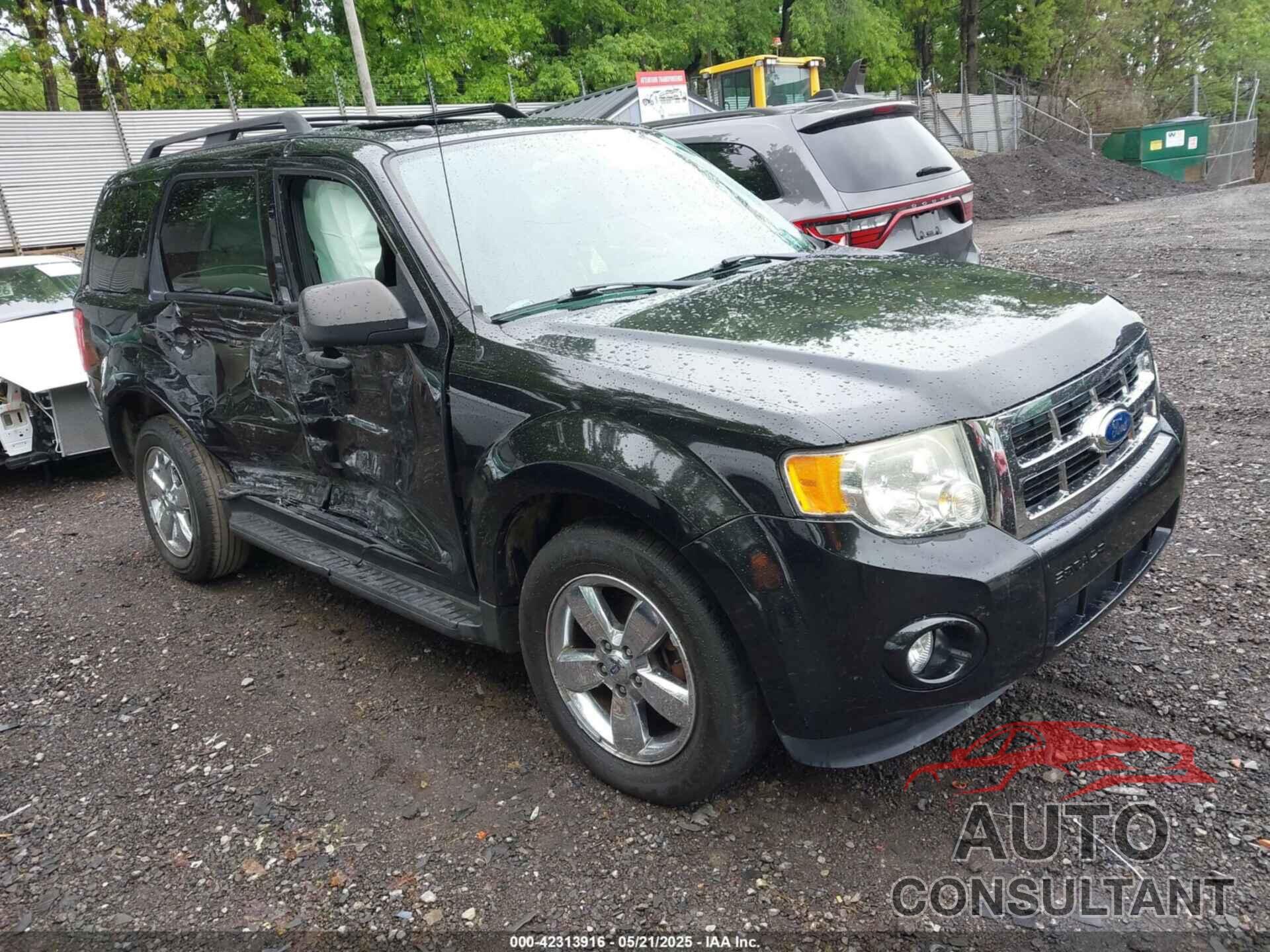 FORD ESCAPE 2011 - 1FMCU9DG1BKA73183