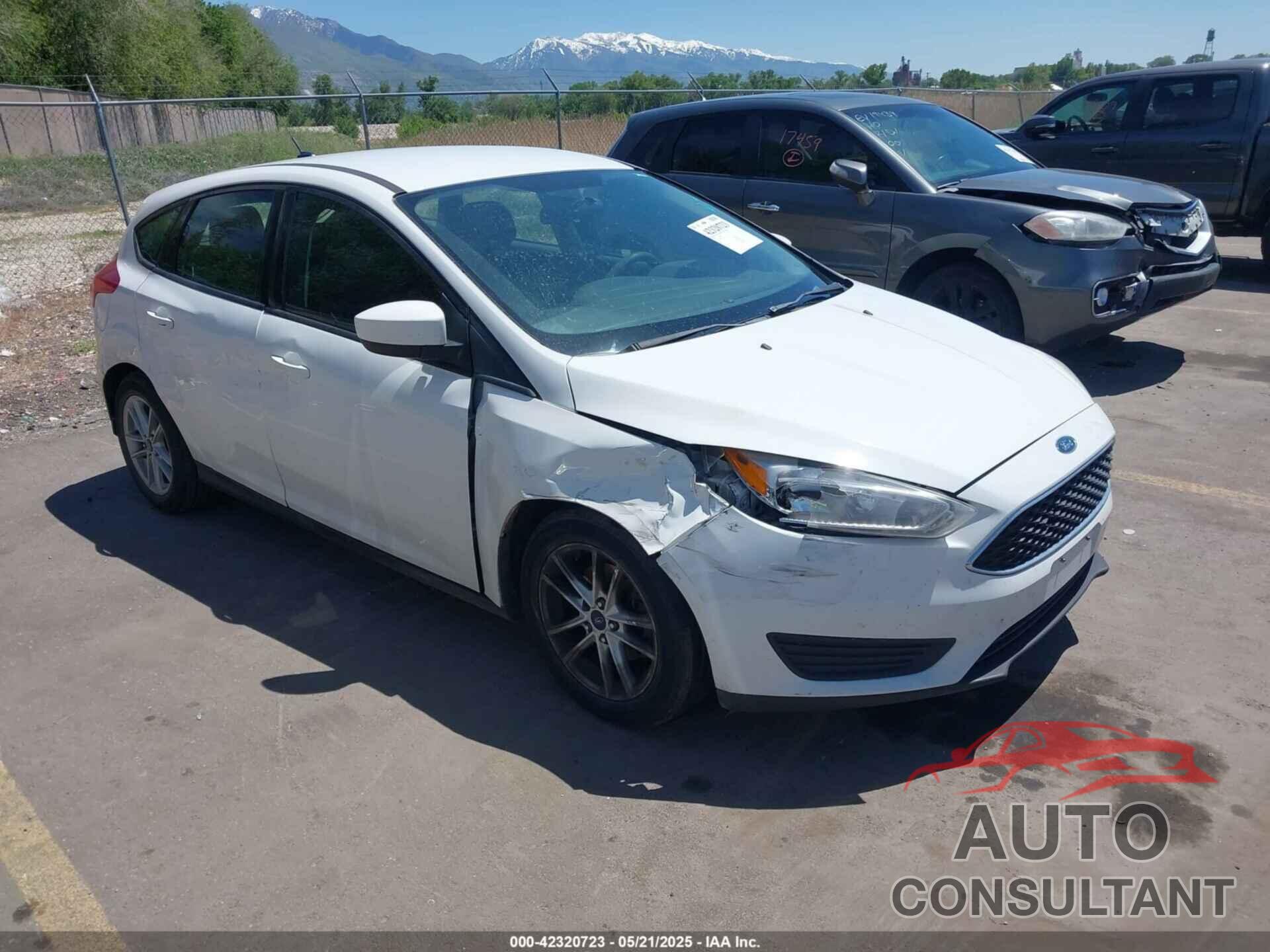 FORD FOCUS 2018 - 1FADP3K20JL241835