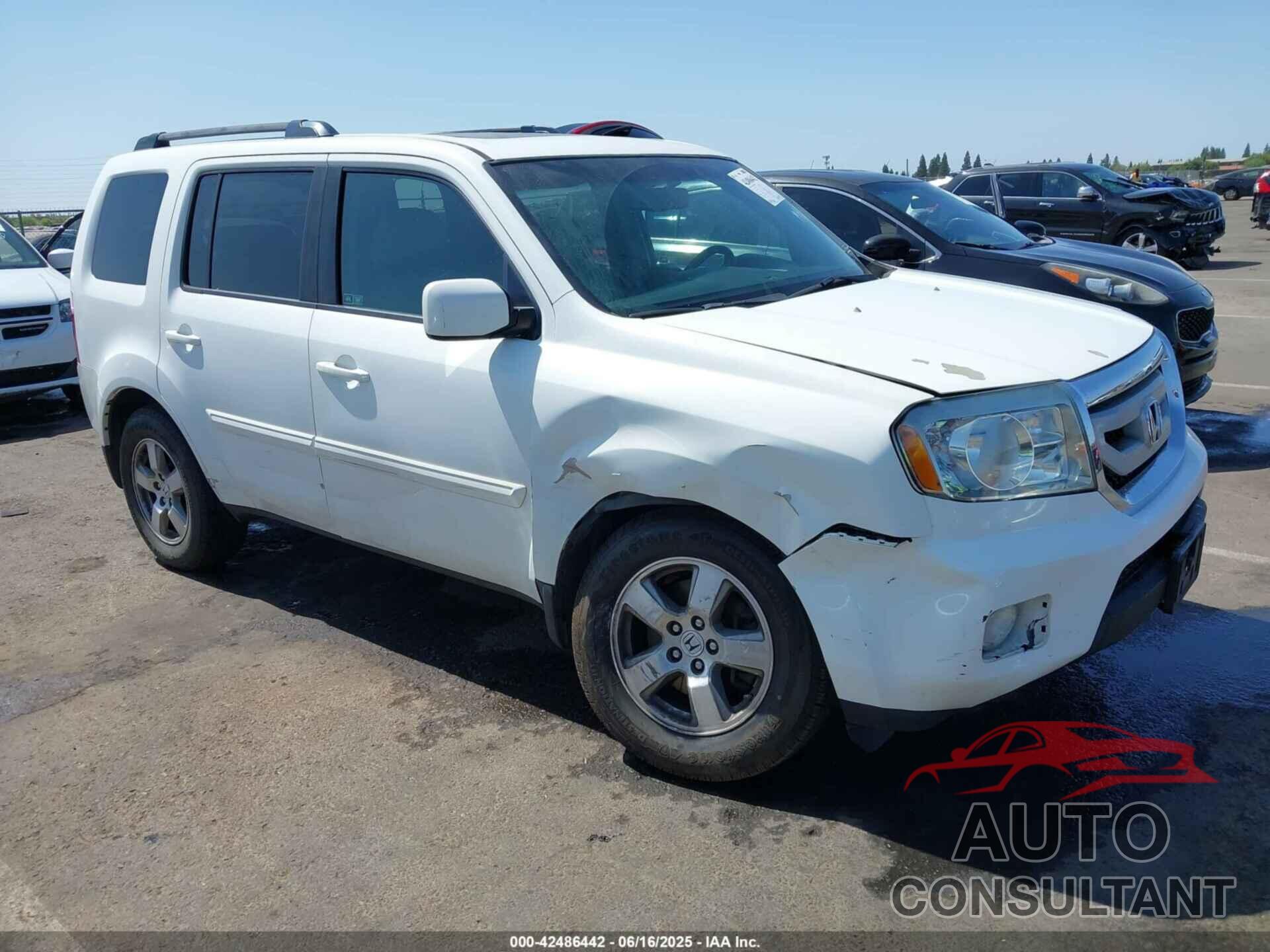 HONDA PILOT 2011 - 5FNYF3H57BB031947