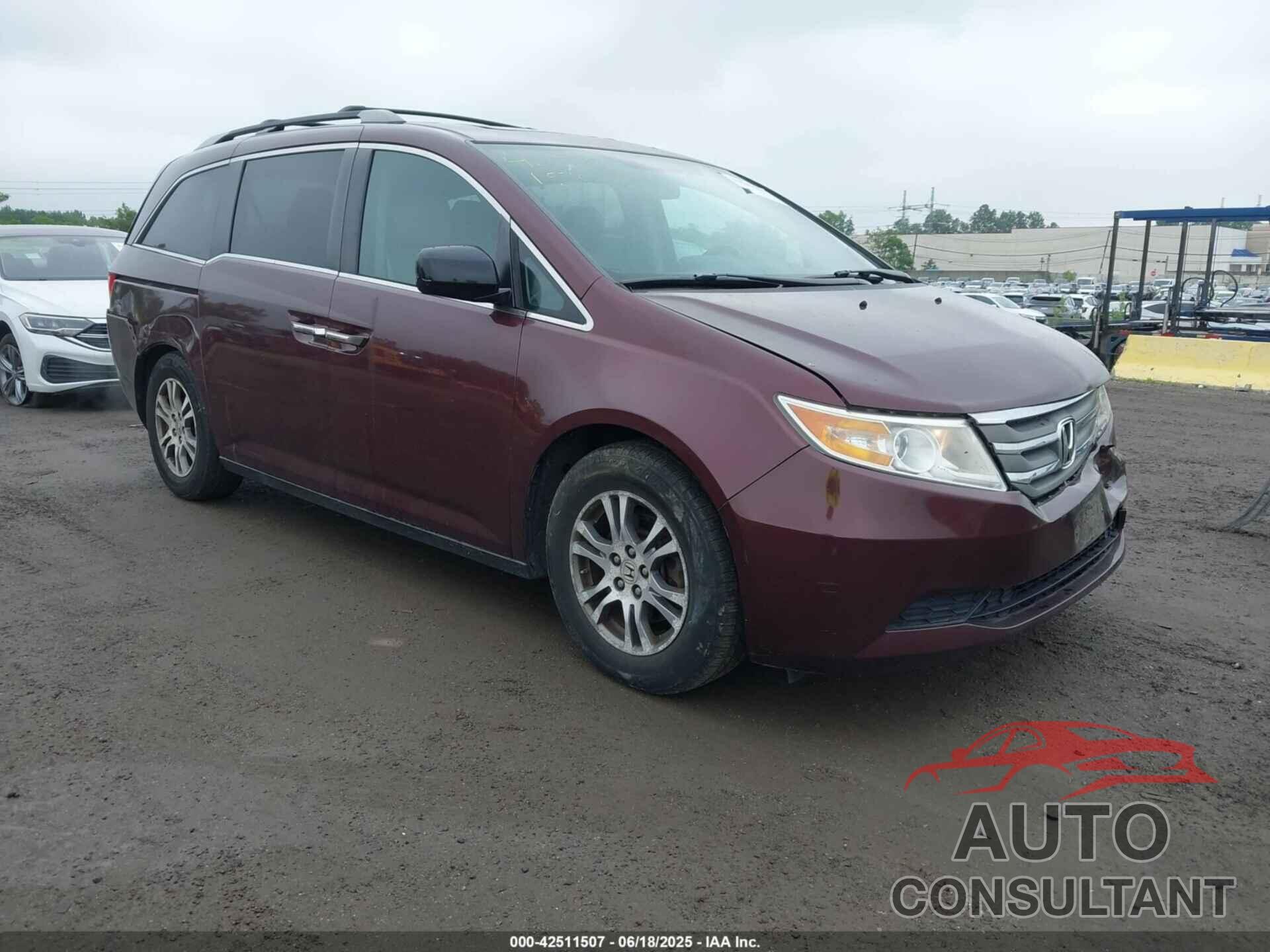 HONDA ODYSSEY 2013 - 5FNRL5H61DB007955