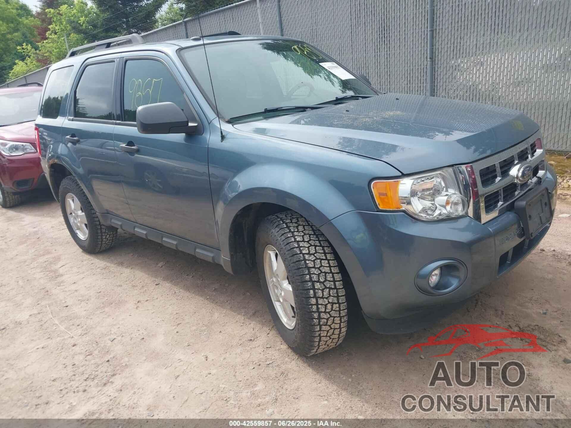 FORD ESCAPE 2011 - 1FMCU9D71BKA62118