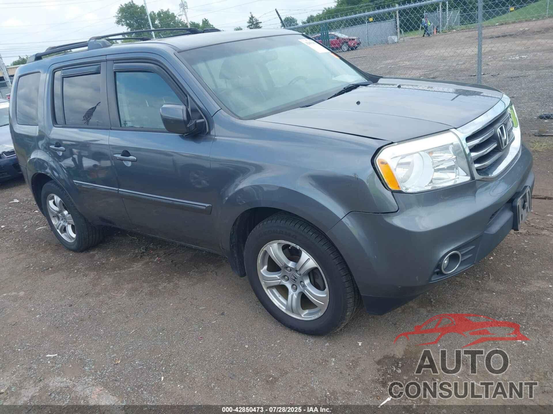 HONDA PILOT 2013 - 5FNYF4H64DB002553