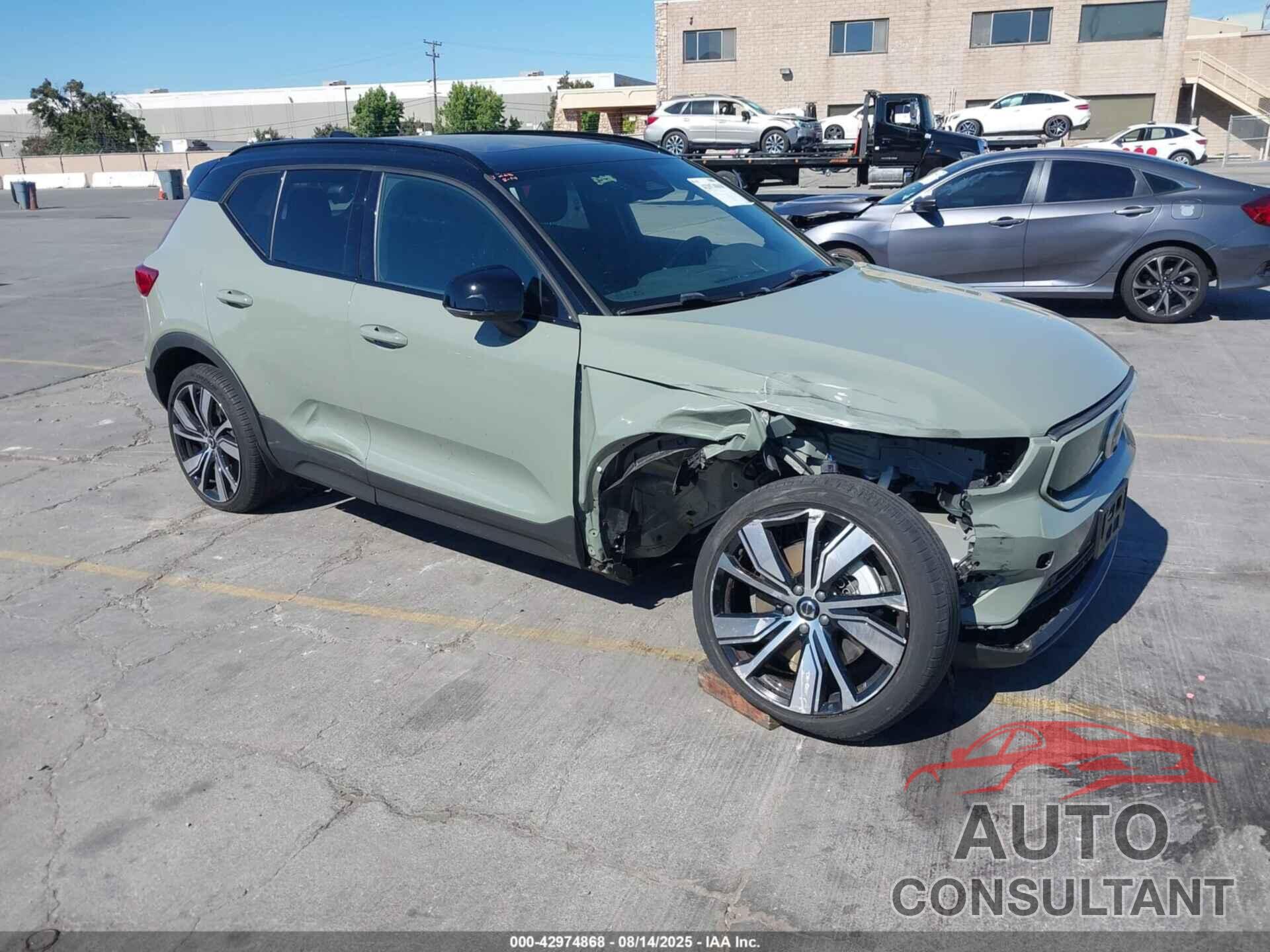 VOLVO XC40 RECHARGE PURE ELECTRIC 2021 - YV4ED3UR5M2583564
