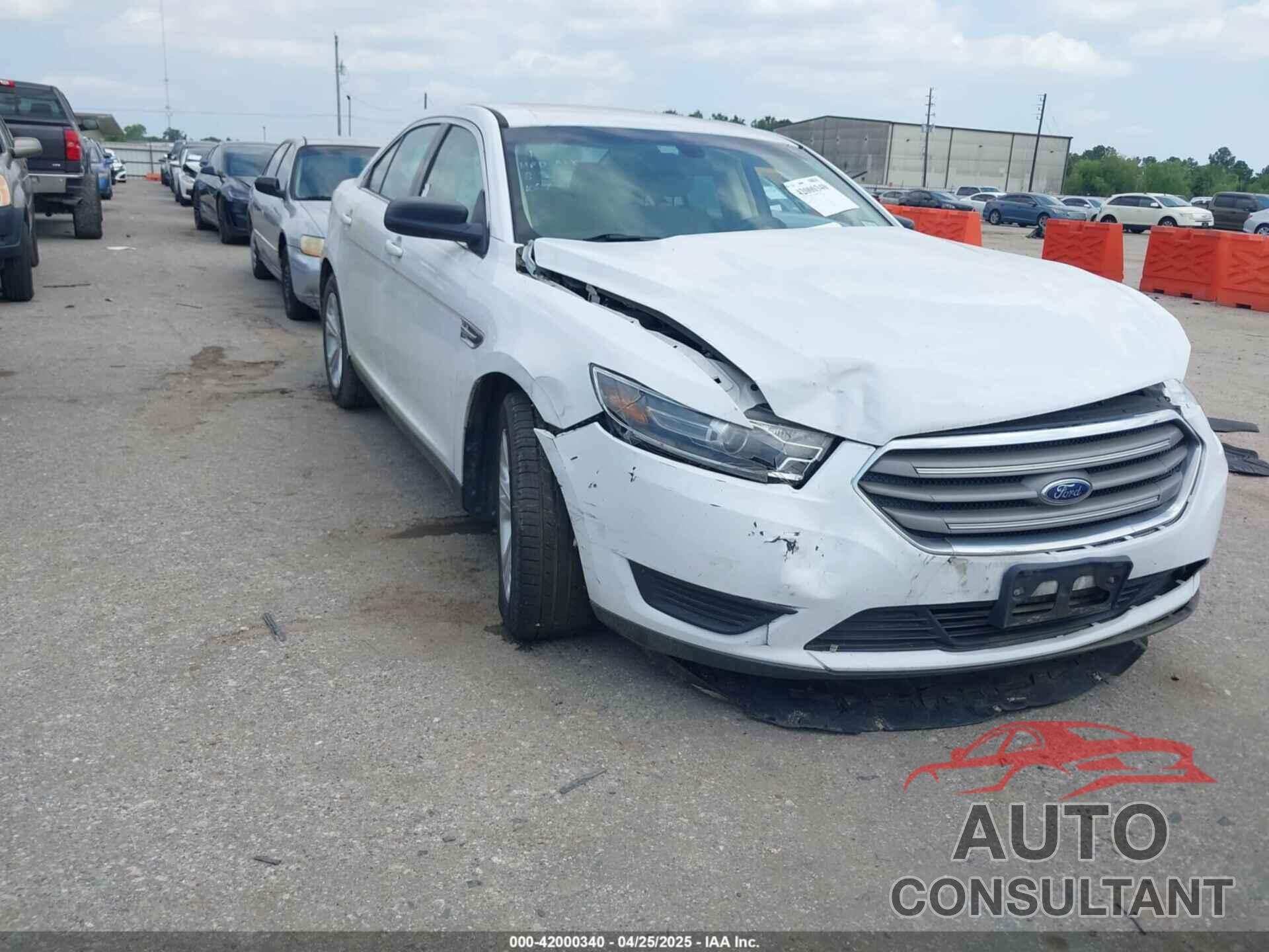 FORD TAURUS 2017 - 1FAHP2D8XHG140446
