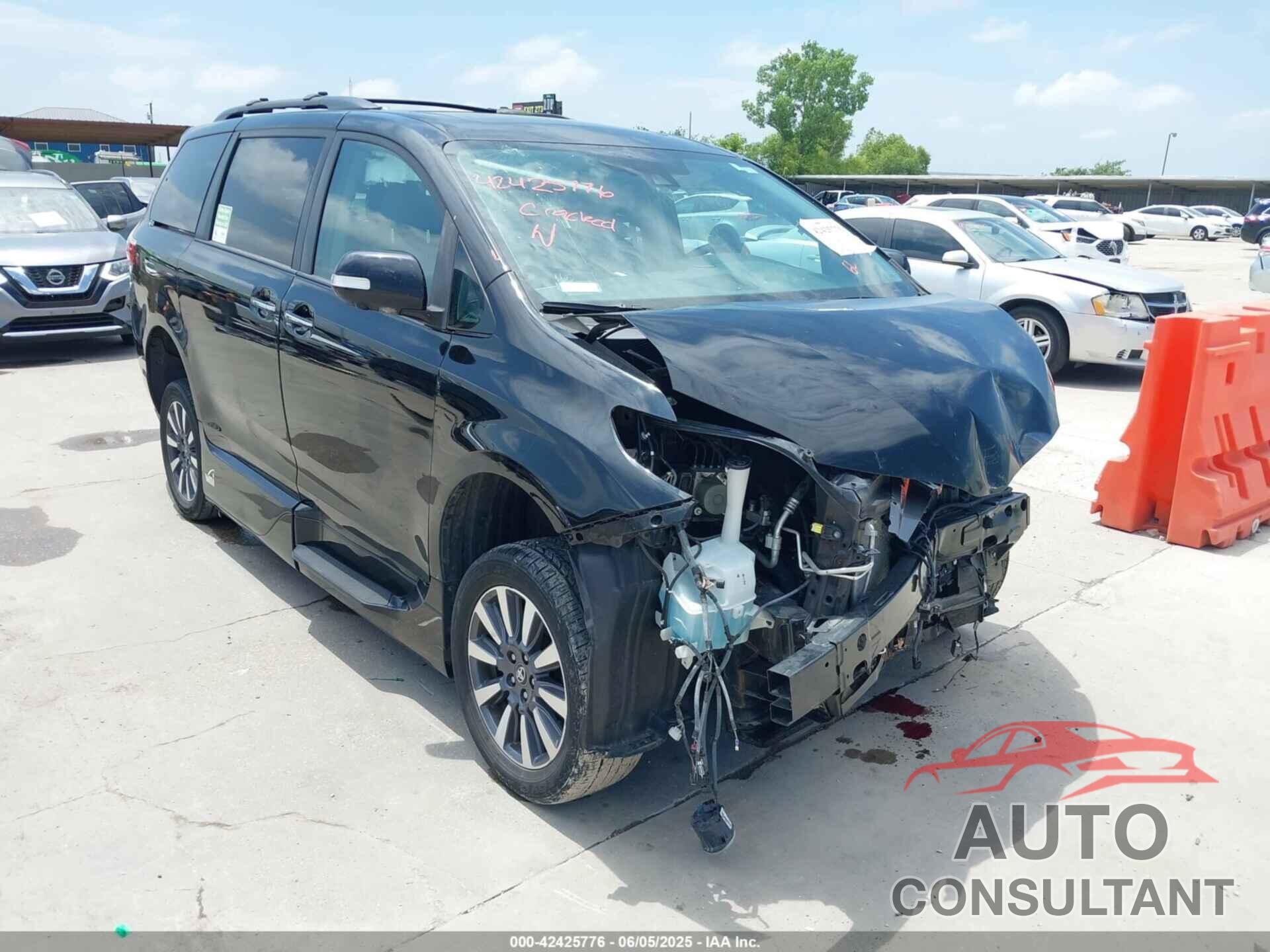 TOYOTA SIENNA 2020 - 5TDYZ3DC9LS049746