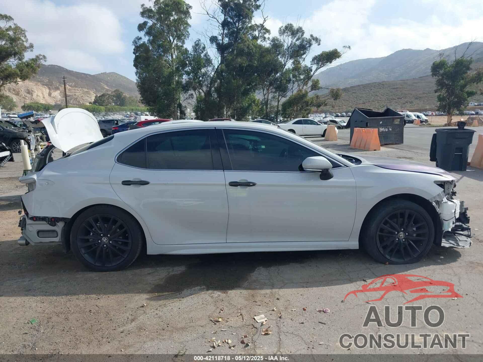 TOYOTA CAMRY 2022 - 4T1K61AK8NU001776