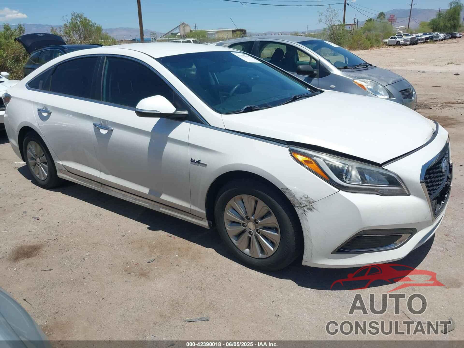 HYUNDAI SONATA HYBRID 2016 - KMHE24L11GA040700