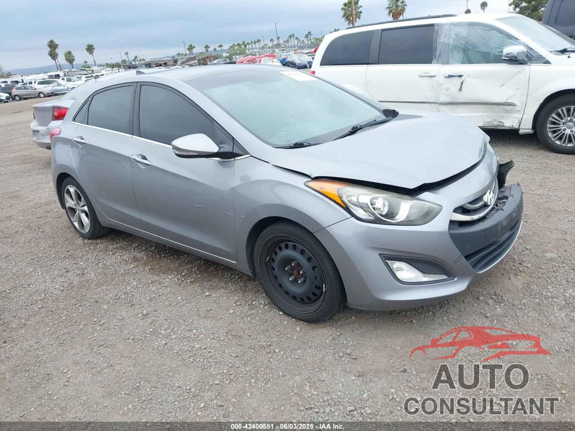 HYUNDAI ELANTRA GT 2013 - KMHD35LE4DU093645