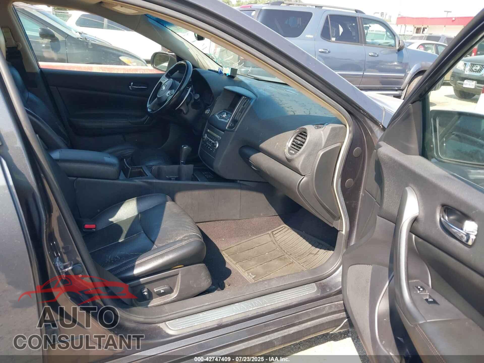 NISSAN MAXIMA 2010 - 1N4AA5AP8AC847493