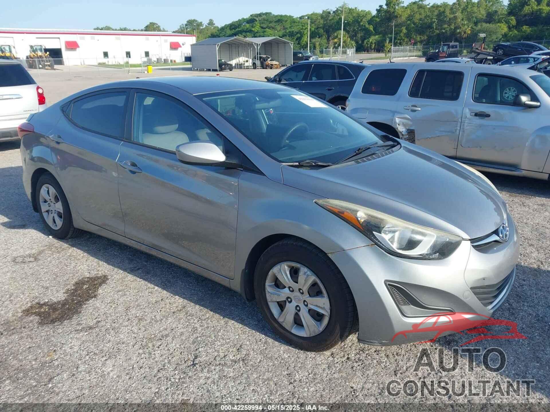 HYUNDAI ELANTRA 2016 - KMHDH4AEXGU517879