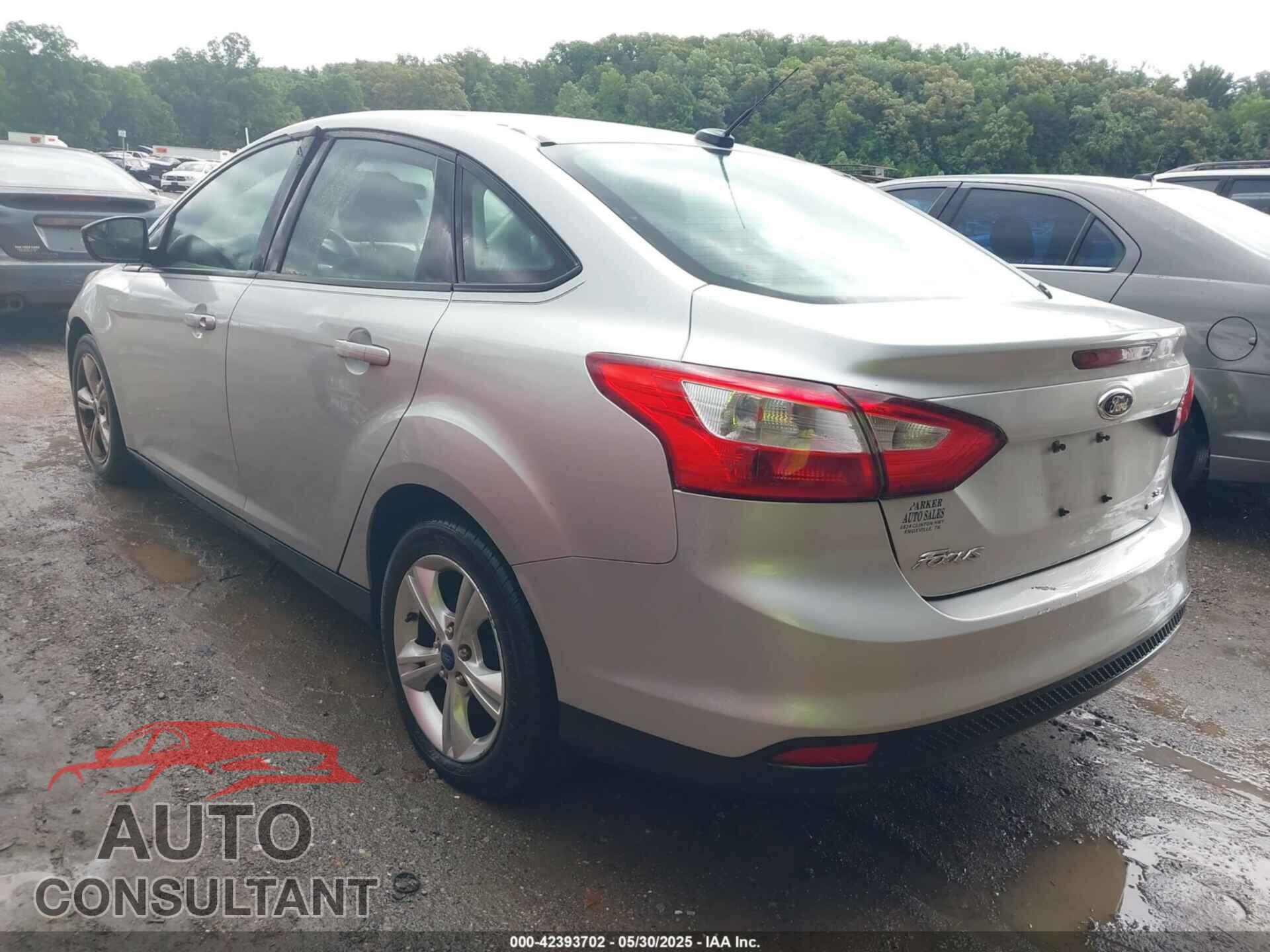 FORD FOCUS 2014 - 1FADP3F29EL243714