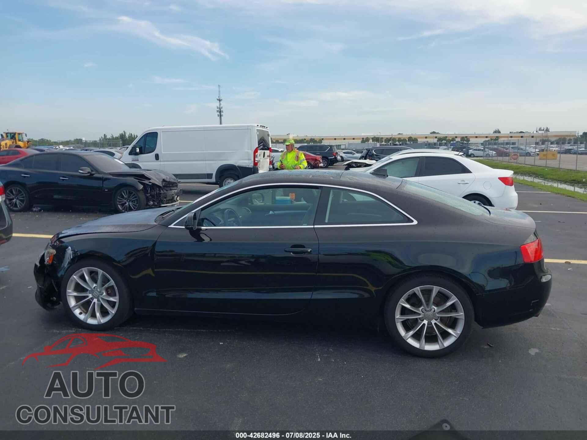 AUDI A5 2013 - WAUCFAFR4DA042899