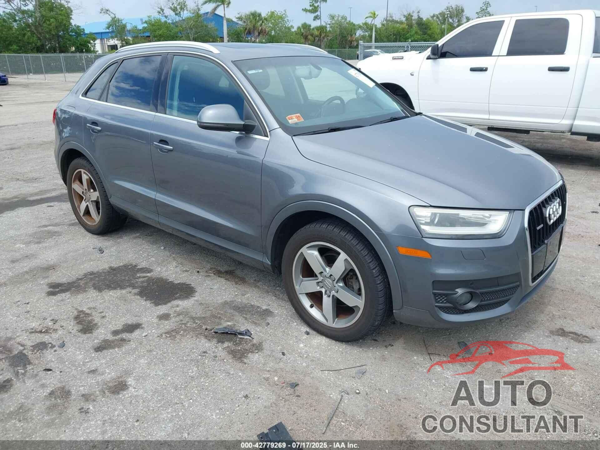 AUDI Q3 2015 - WA1EFCFS4FR009507