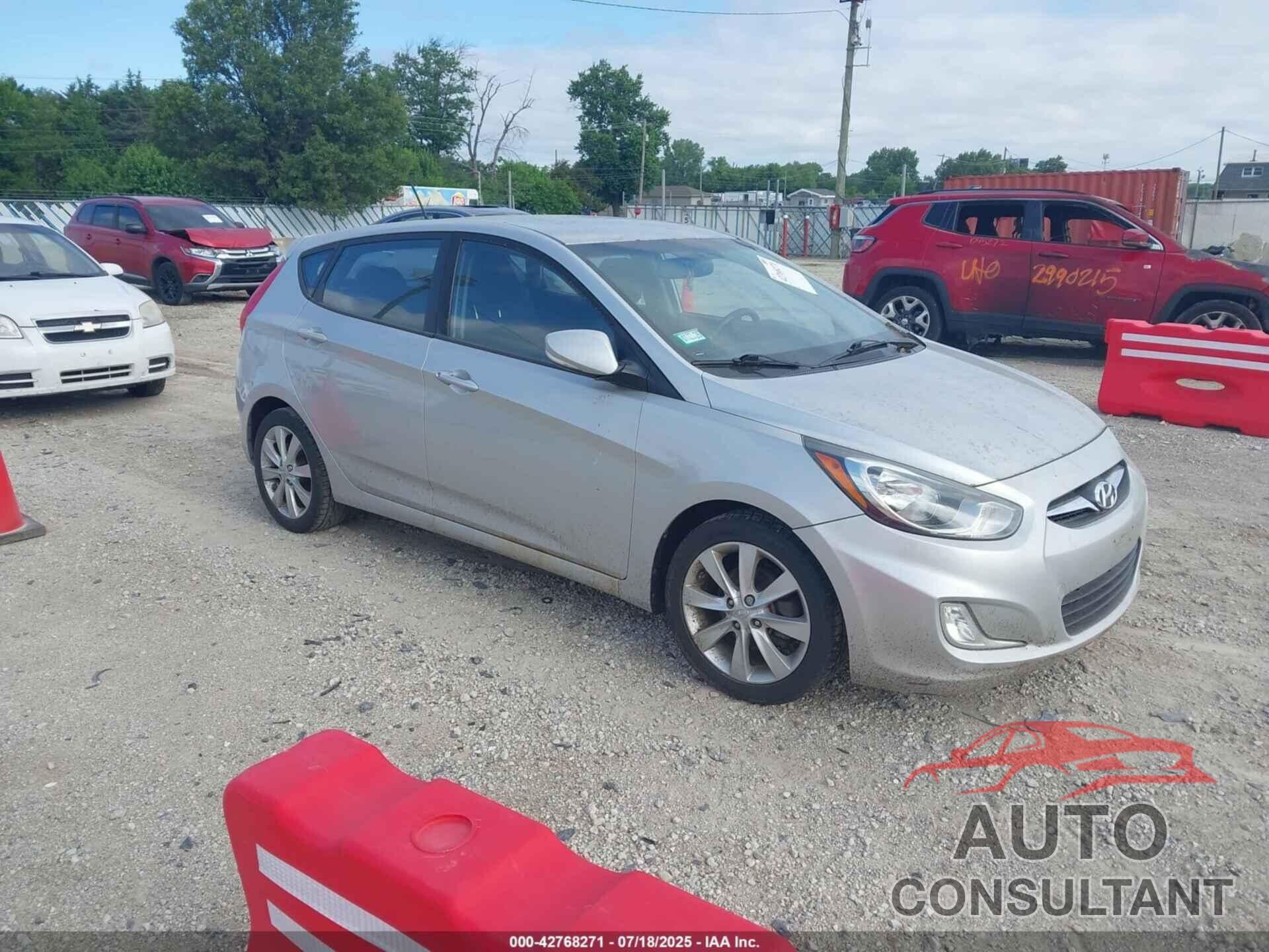 HYUNDAI ACCENT 2013 - KMHCU5AE2DU066603