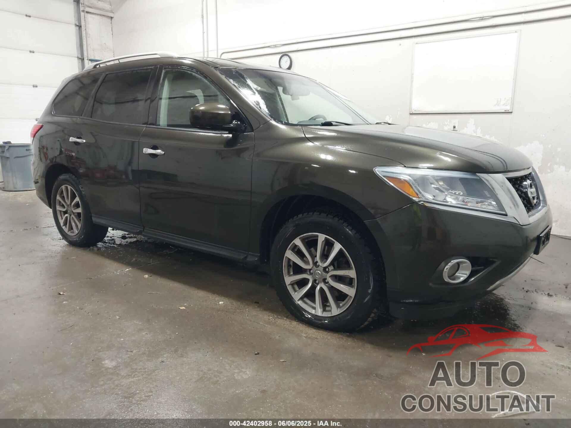 NISSAN PATHFINDER 2015 - 5N1AR2MM3FC650012