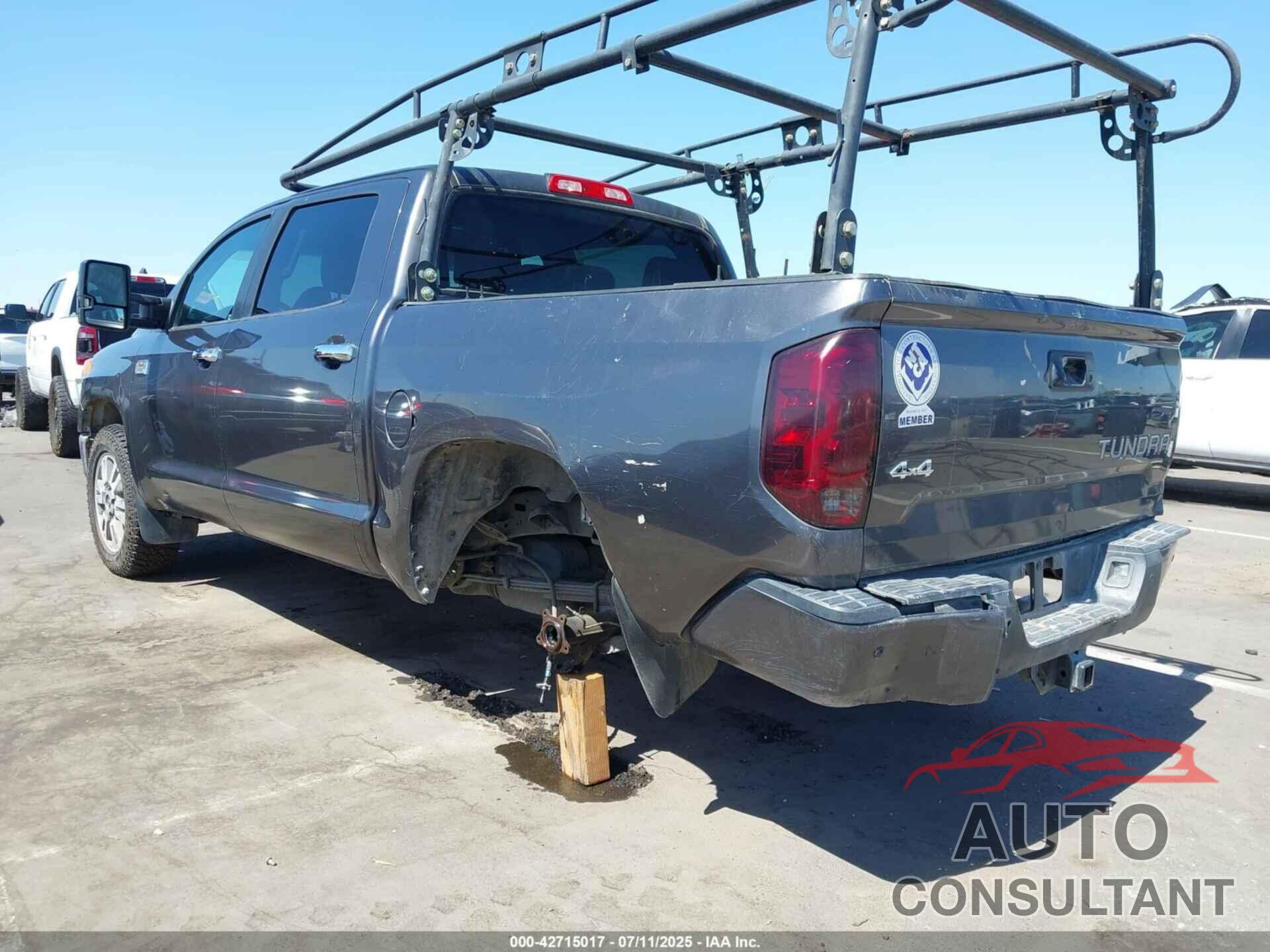 TOYOTA TUNDRA 2016 - 5TFAW5F15GX542034