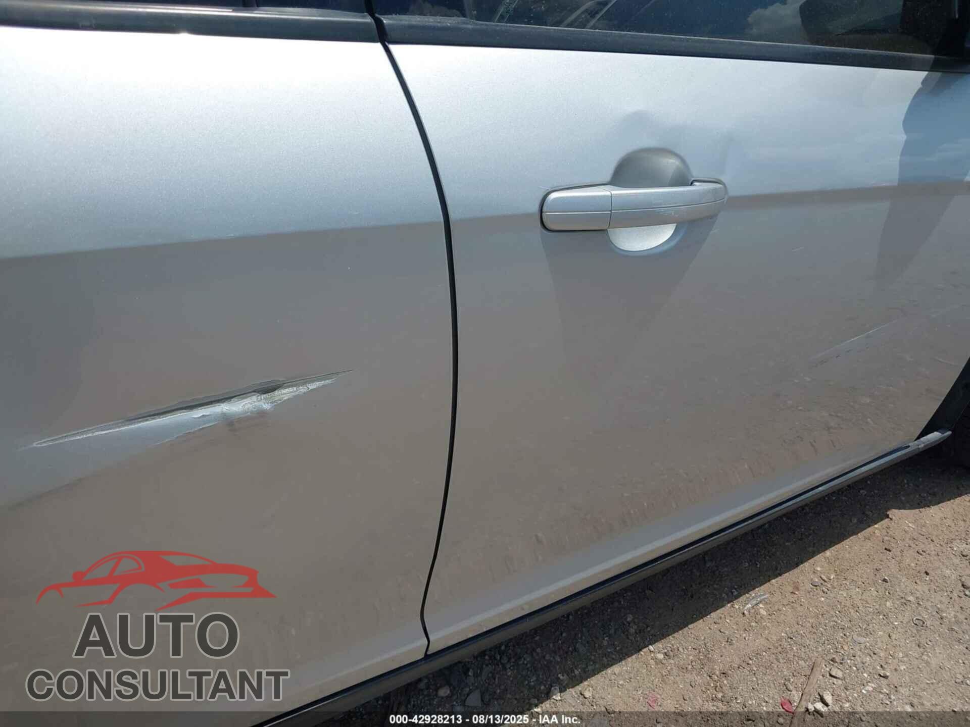 FORD FOCUS 2014 - 1FADP3F28EL392874