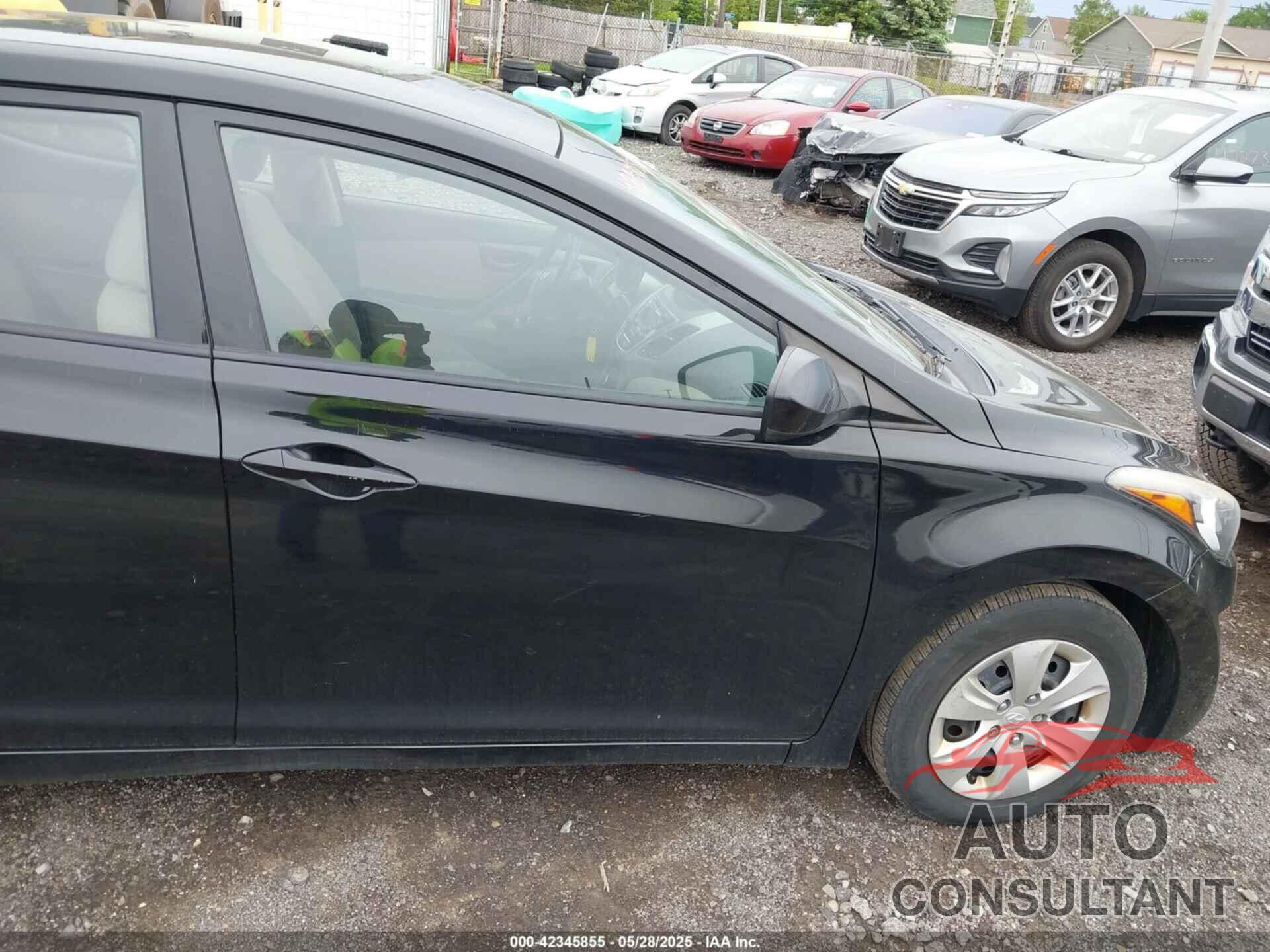 HYUNDAI ELANTRA 2016 - 5NPDH4AE8GH724768