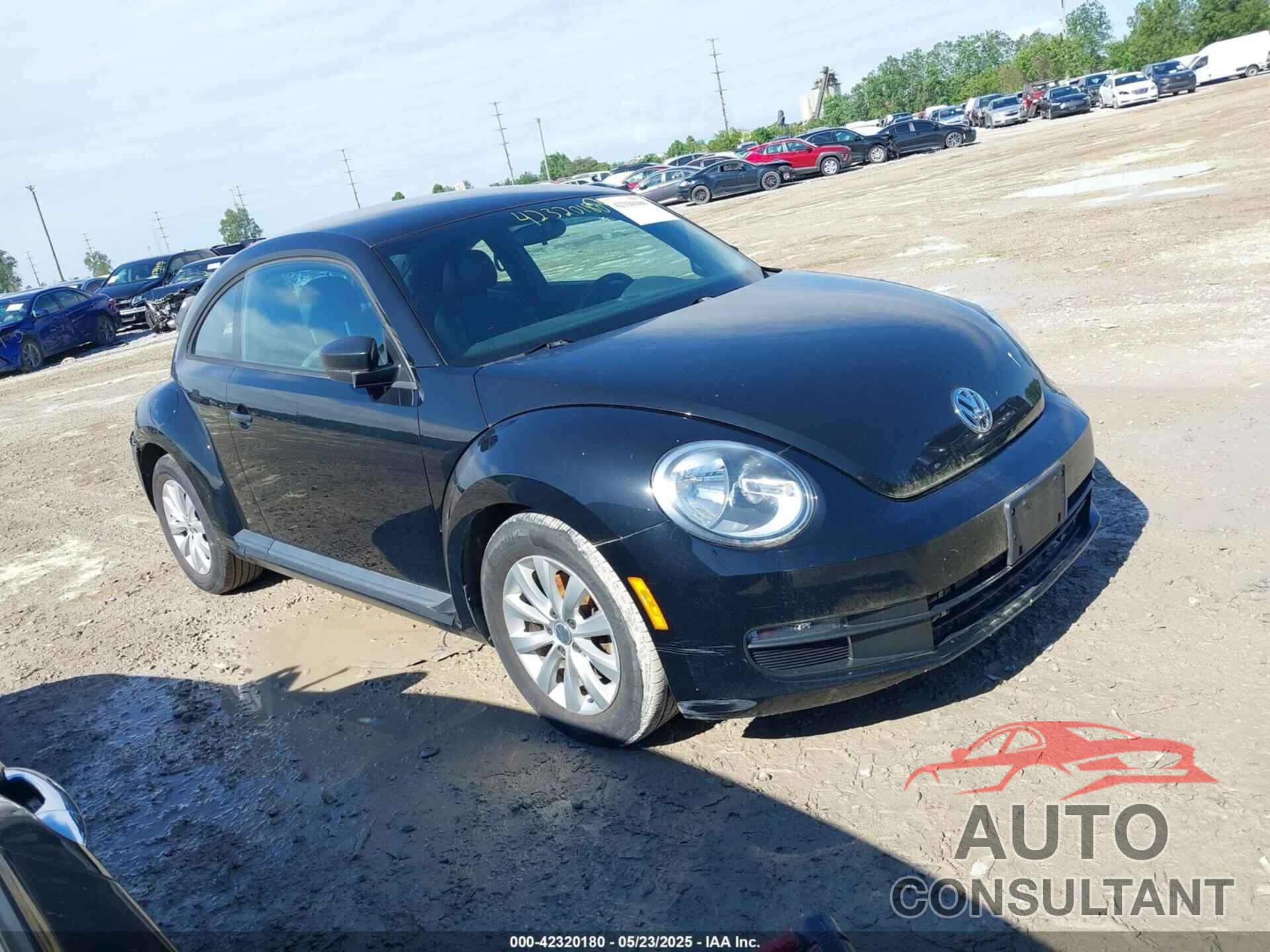 VOLKSWAGEN BEETLE 2015 - 3VWF17AT8FM647581