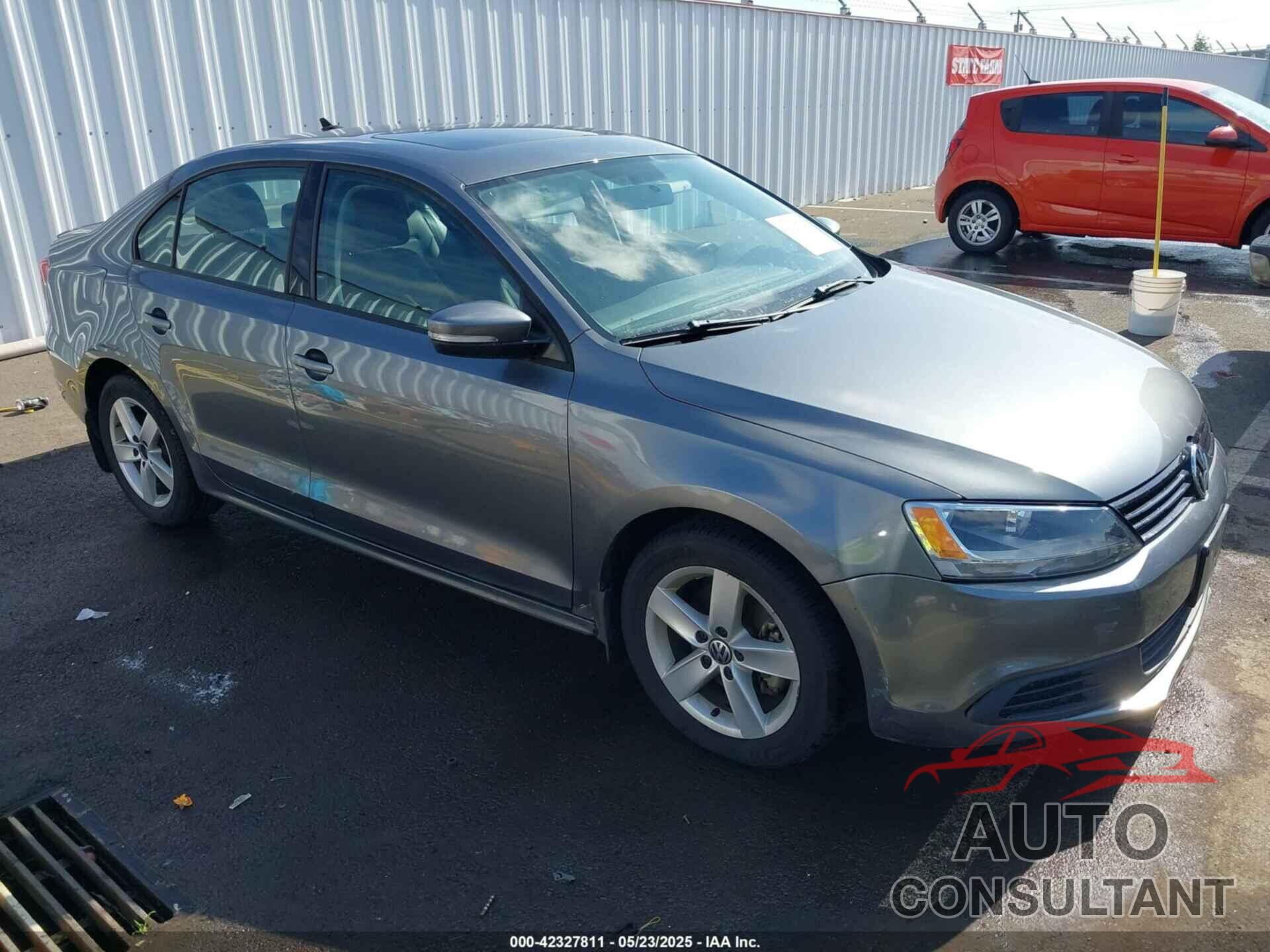VOLKSWAGEN JETTA 2012 - 3VWLL7AJ2CM386293