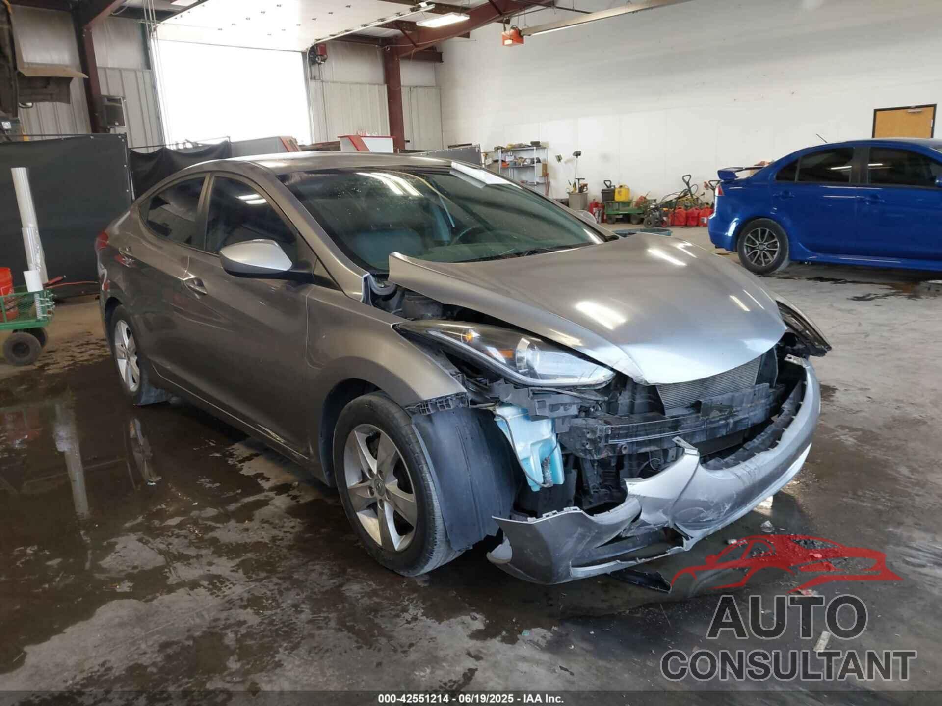 HYUNDAI ELANTRA 2011 - KMHDH4AE7BU154367
