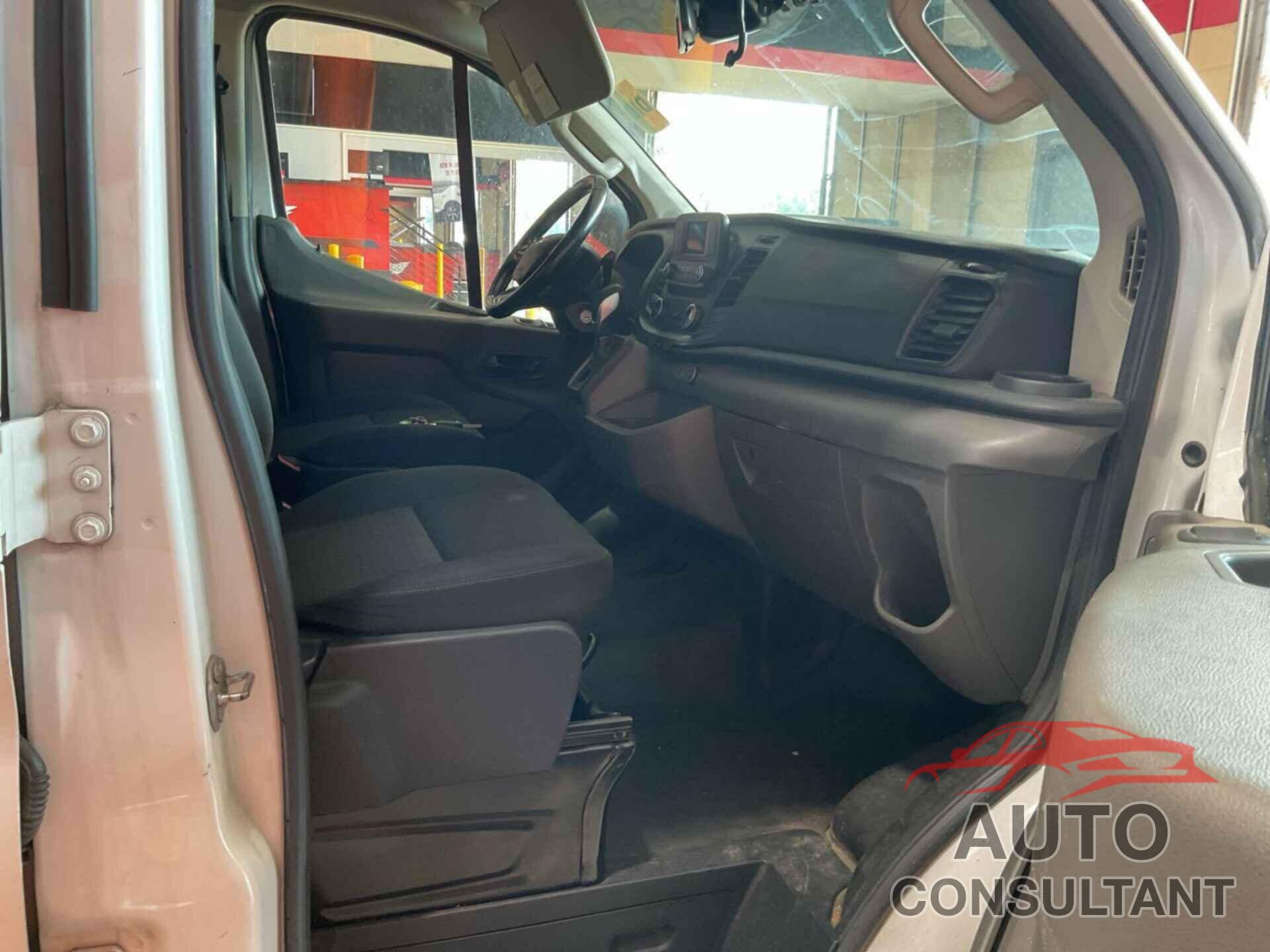 FORD TRANSIT 2020 - 1FTBR1Y89LKA77943