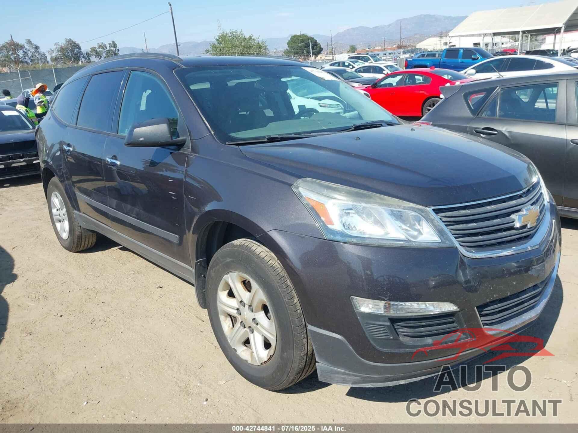 CHEVROLET TRAVERSE 2017 - 1GNKRFED4HJ251307