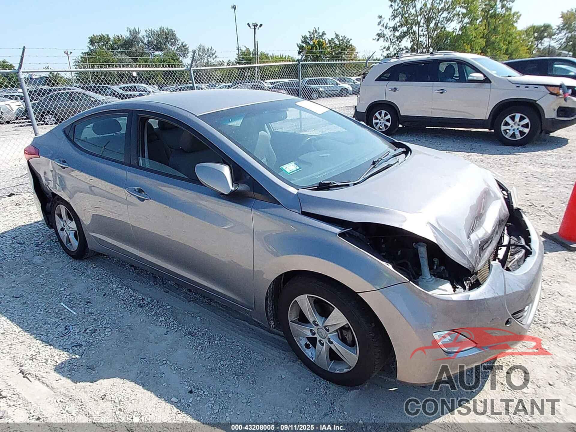 HYUNDAI ELANTRA 2013 - KMHDH4AE6DU521729