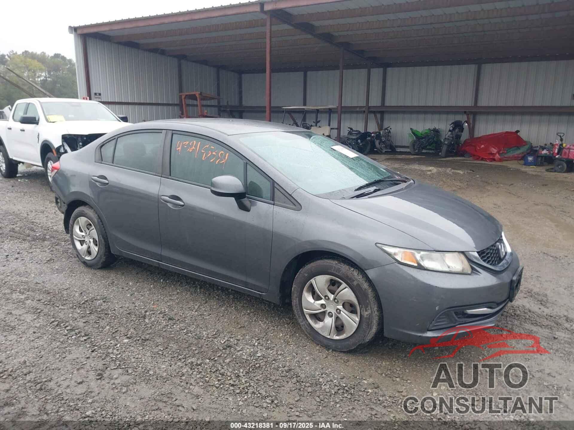 HONDA CIVIC 2013 - 2HGFB2F52DH579532