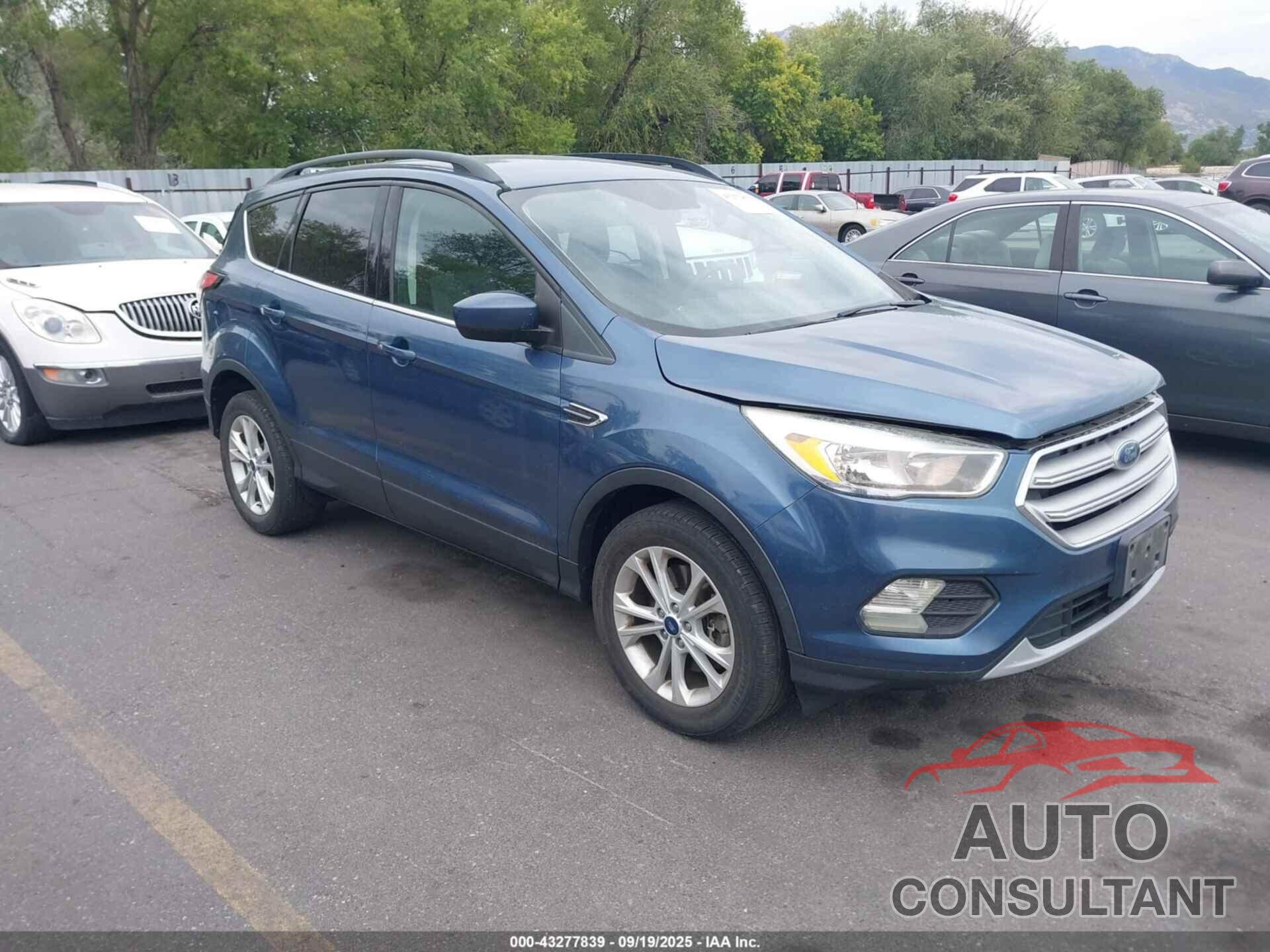 FORD ESCAPE 2018 - 1FMCU9GD5JUC20707
