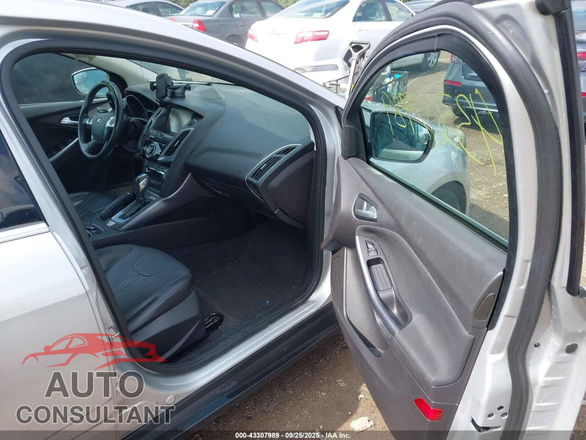 FORD FOCUS 2014 - 1FADP3J28EL223087