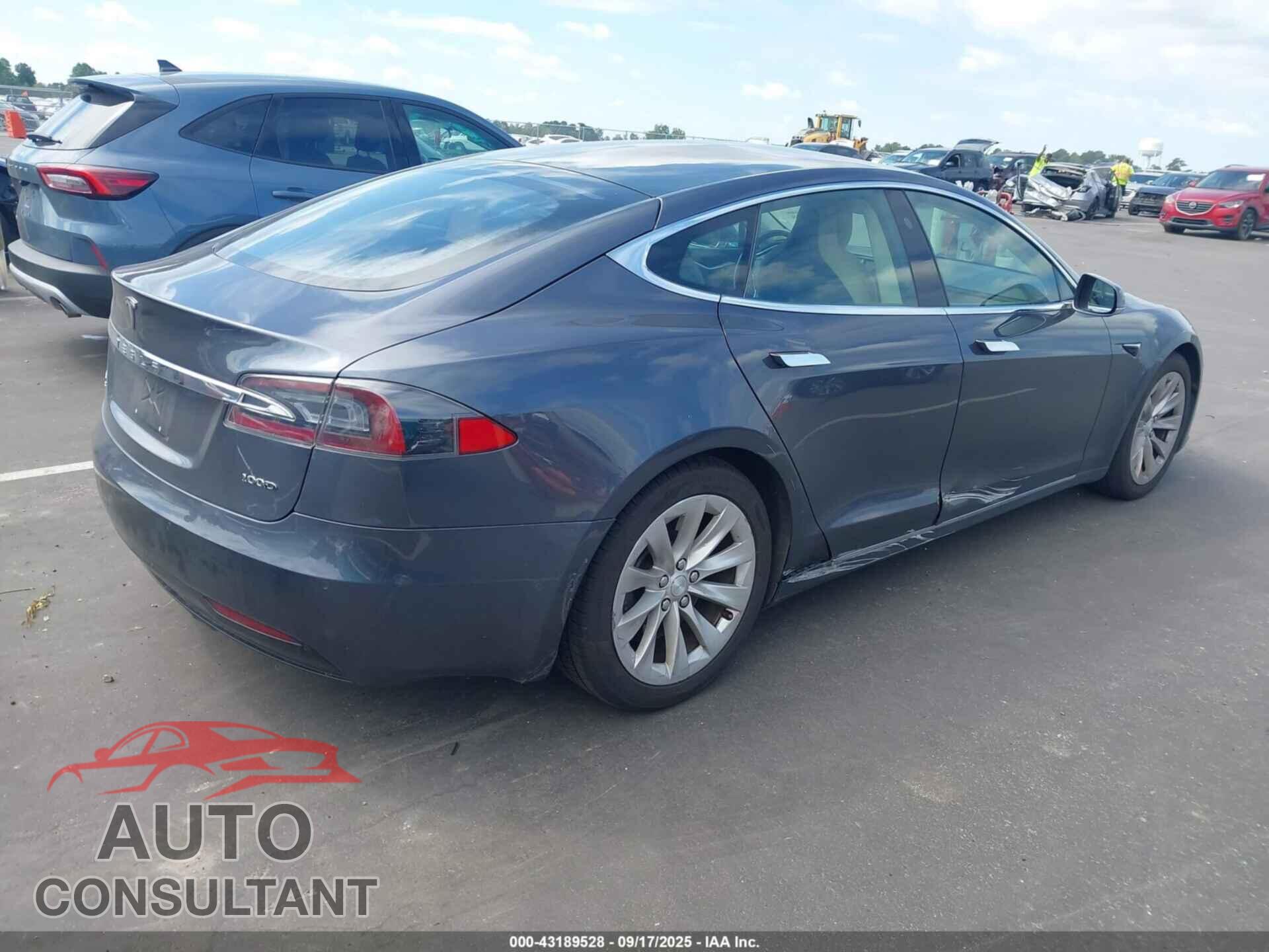 TESLA MODEL S 2017 - 5YJSA1E26HF209326