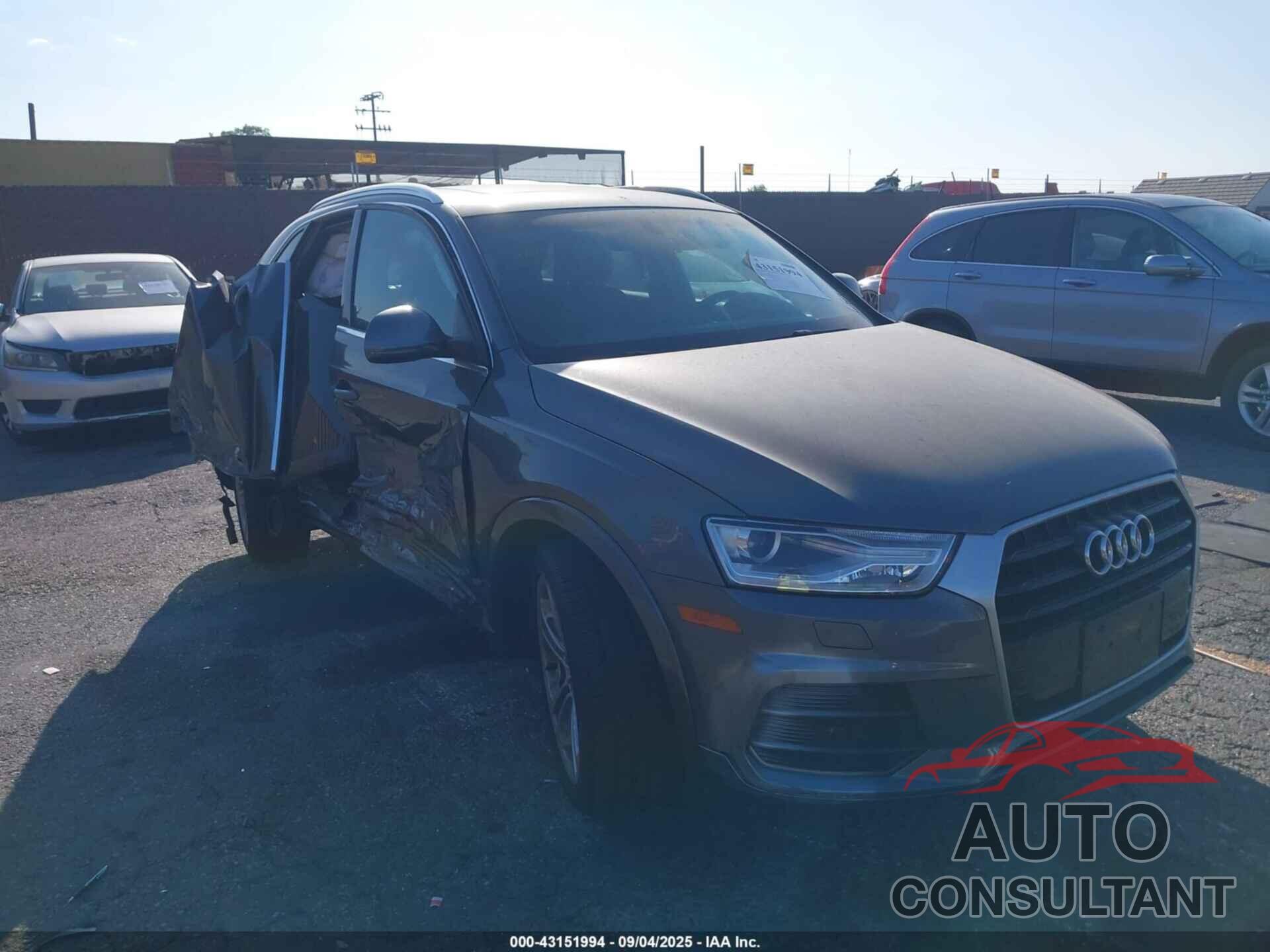 AUDI Q3 2017 - WA1HCCFS5HR011016