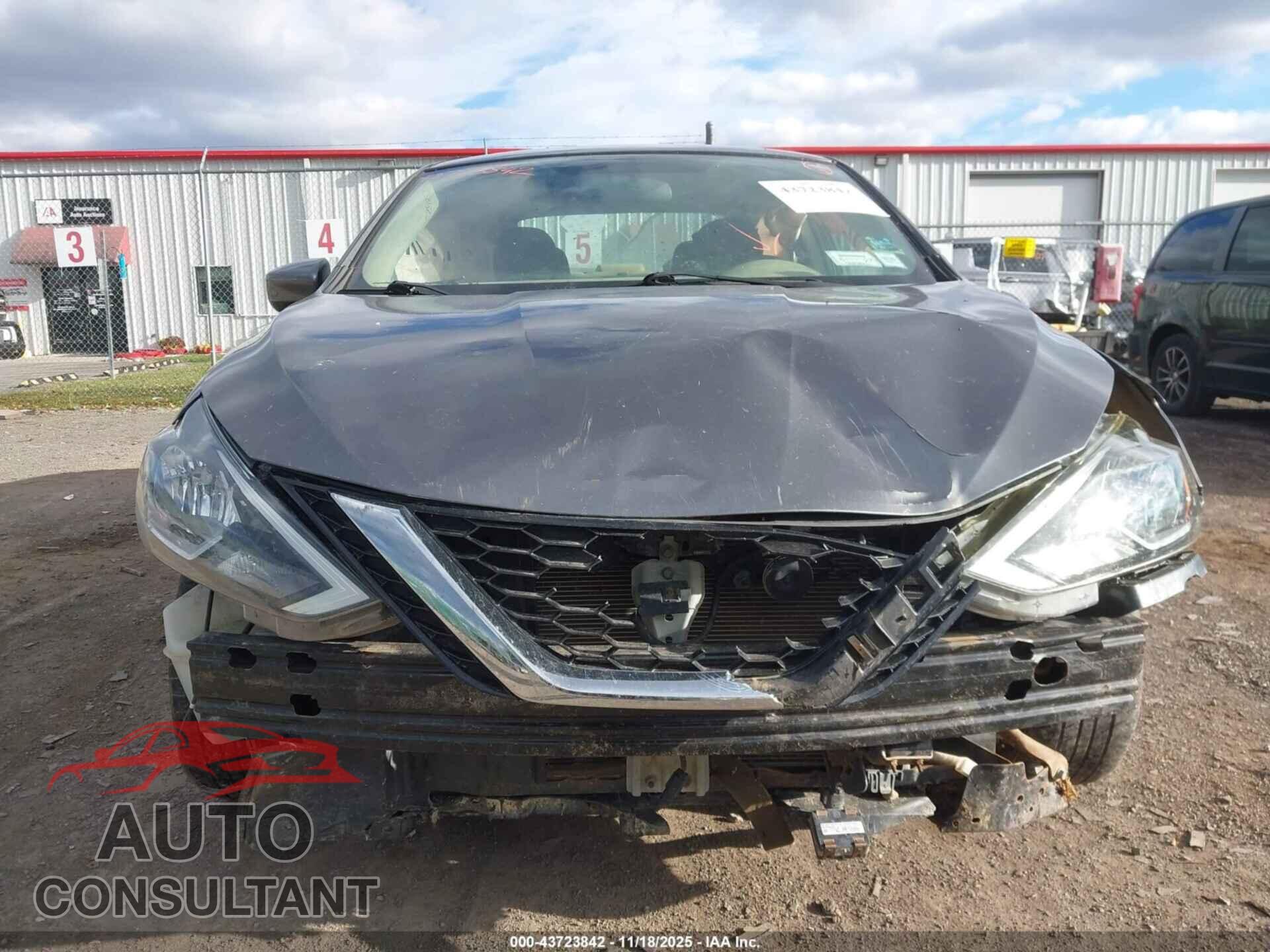NISSAN SENTRA 2019 - 3N1AB7AP3KL609367