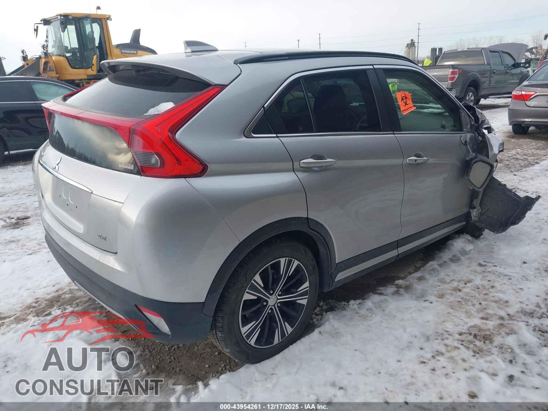 MITSUBISHI ECLIPSE CROSS 2020 - JA4AT5AA5LZ013868