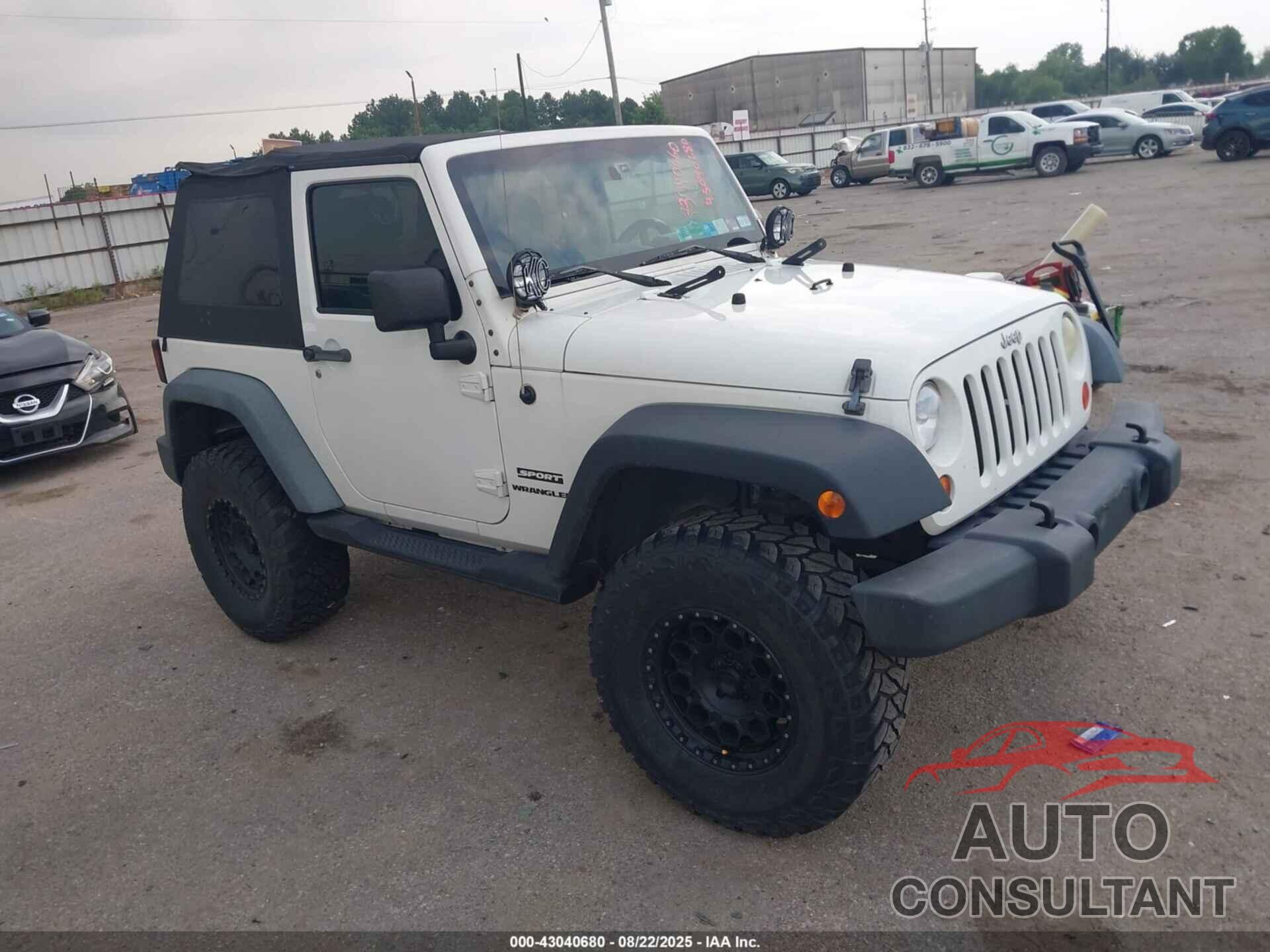 JEEP WRANGLER 2010 - 1J4AA2D11AL176047