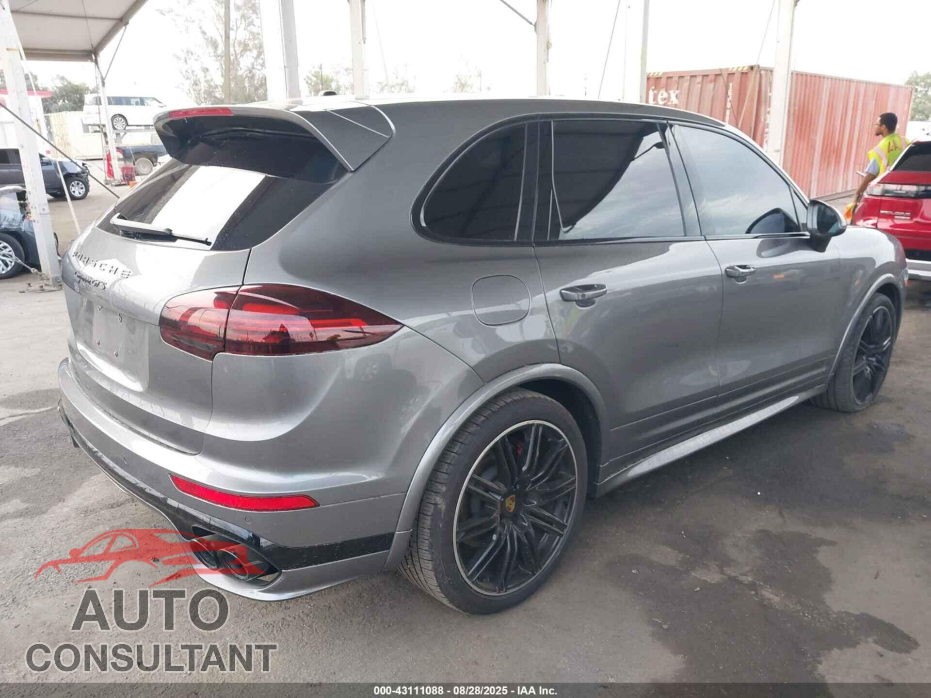 PORSCHE CAYENNE 2018 - WP1AD2A2XJLA80121