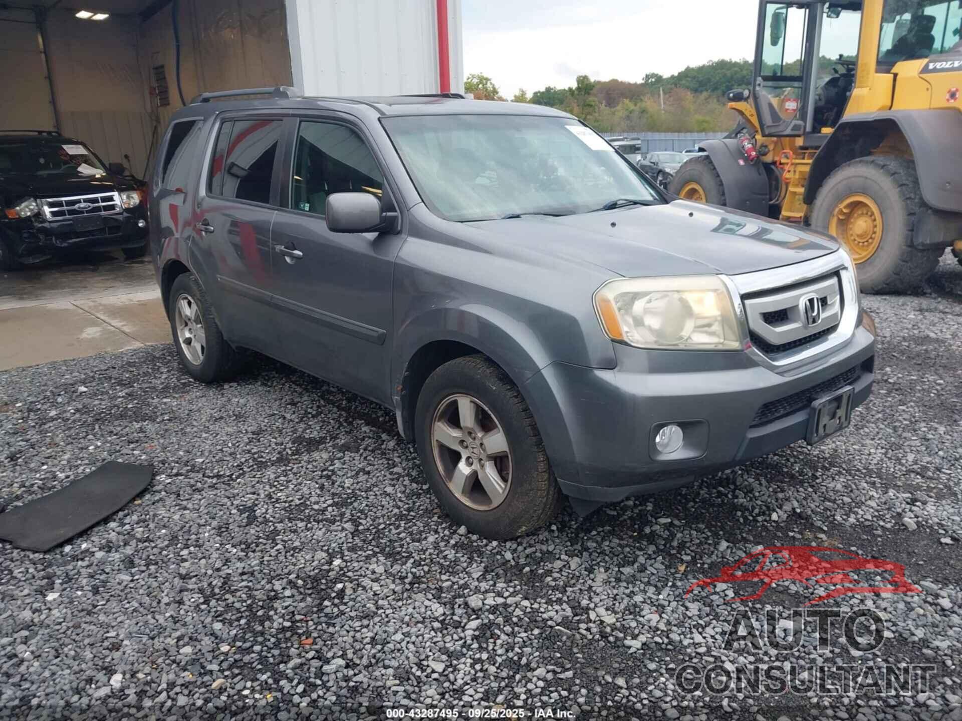 HONDA PILOT 2010 - 5FNYF4H40AB017335