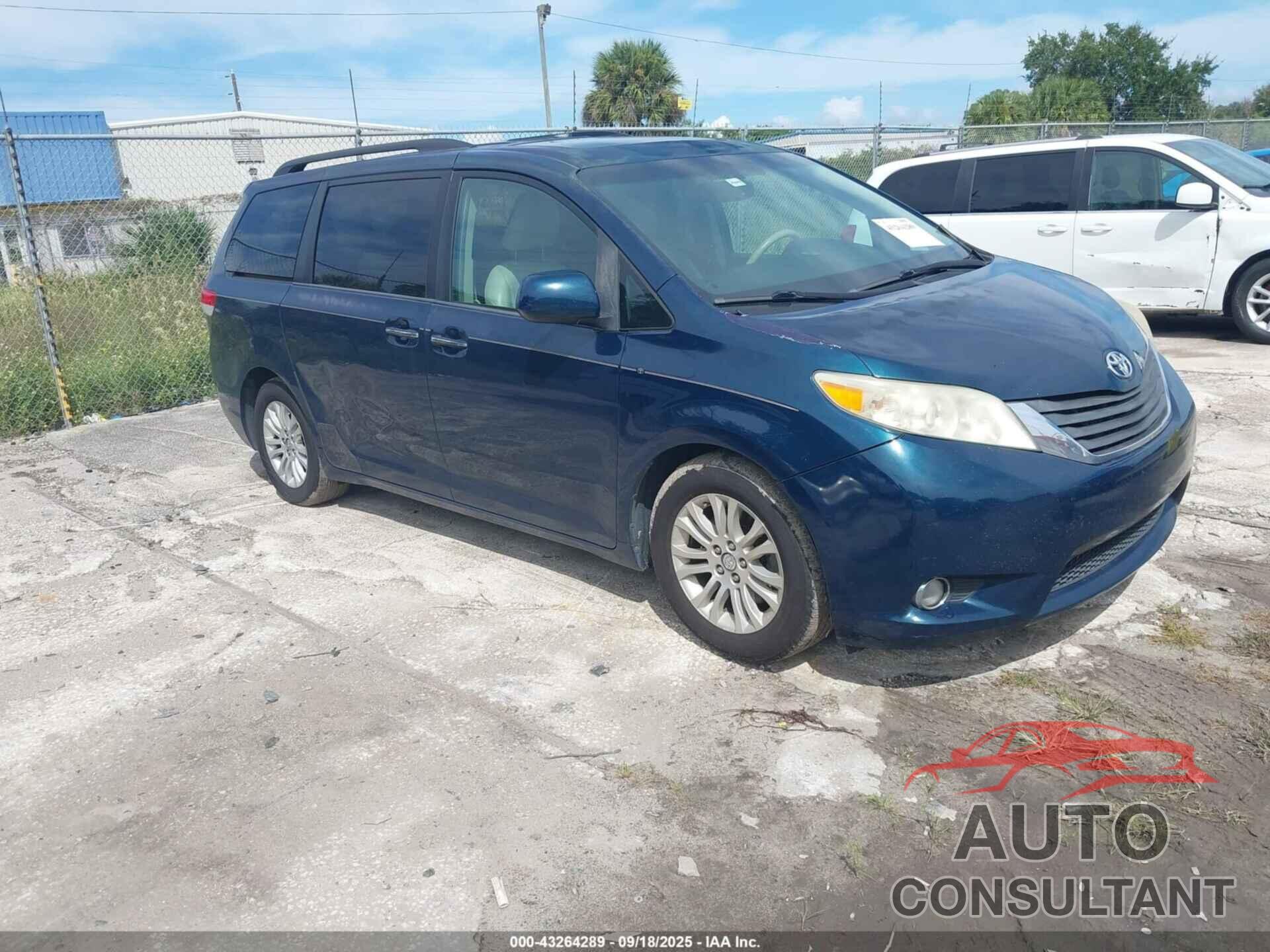 TOYOTA SIENNA 2011 - 5TDYK3DC6BS021552